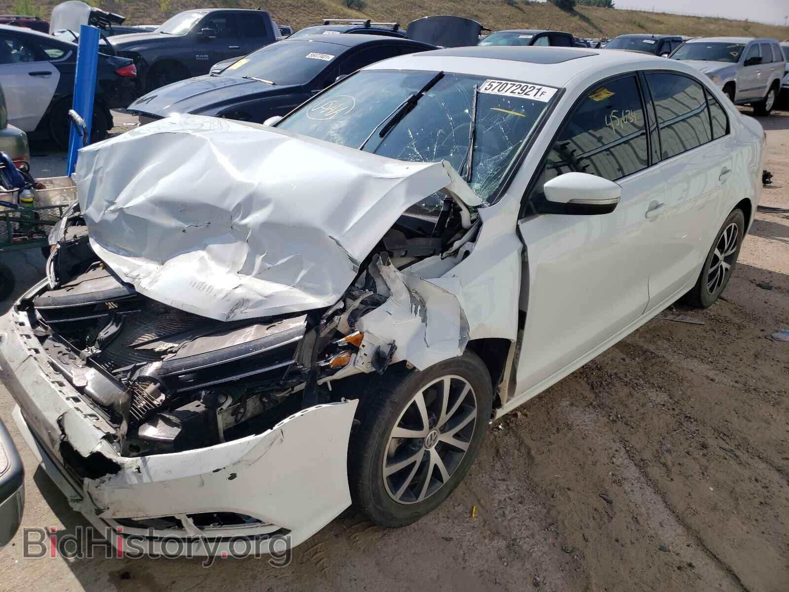 2017 VOLKSWAGEN JETTA - VIN: 3VWDB7AJ7HM407928 - Фото 2