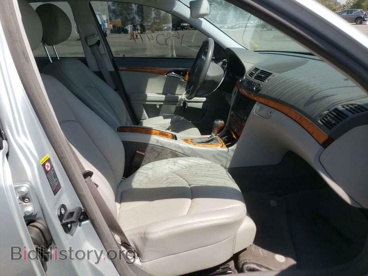 2007 MERCEDES-BENZ E-CLASS - VIN: WDBUF56X77B044589 - Photo 5