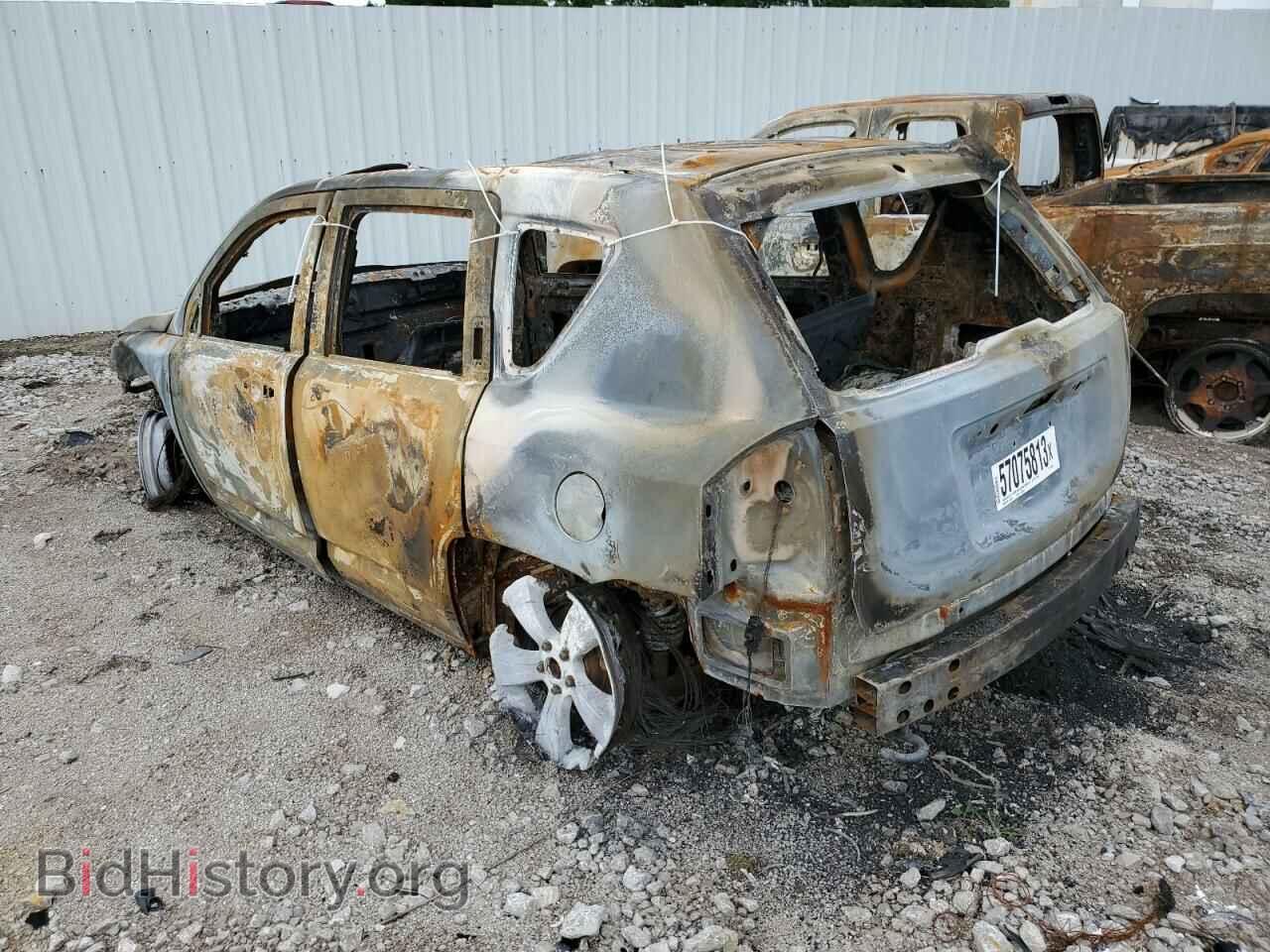 2014 JEEP COMPASS - VIN: 1C4NJDEB3ED703287 - Фото 2