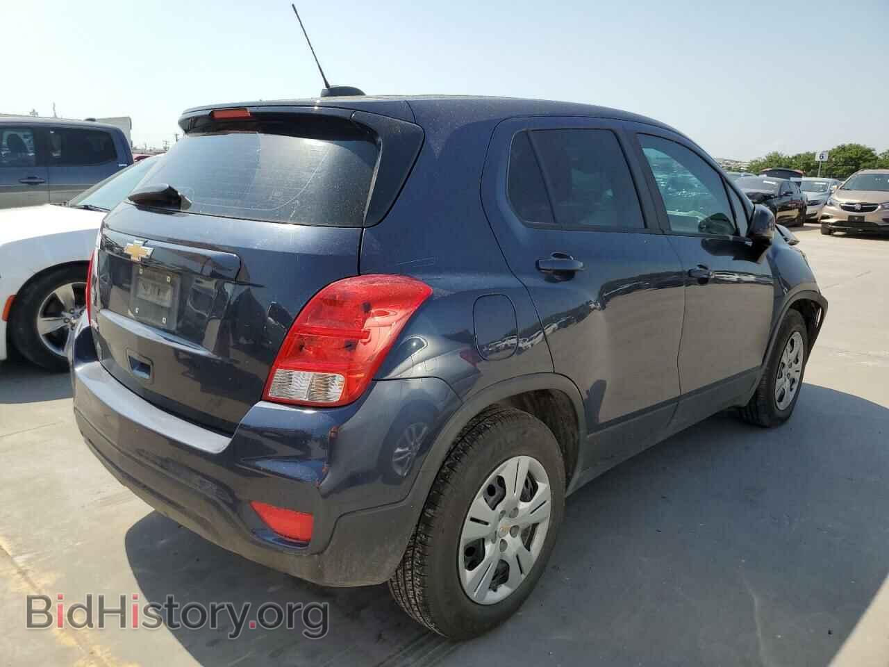 2019 CHEVROLET TRAX - VIN: 3GNCJKSB0KL156170 - Фото 3