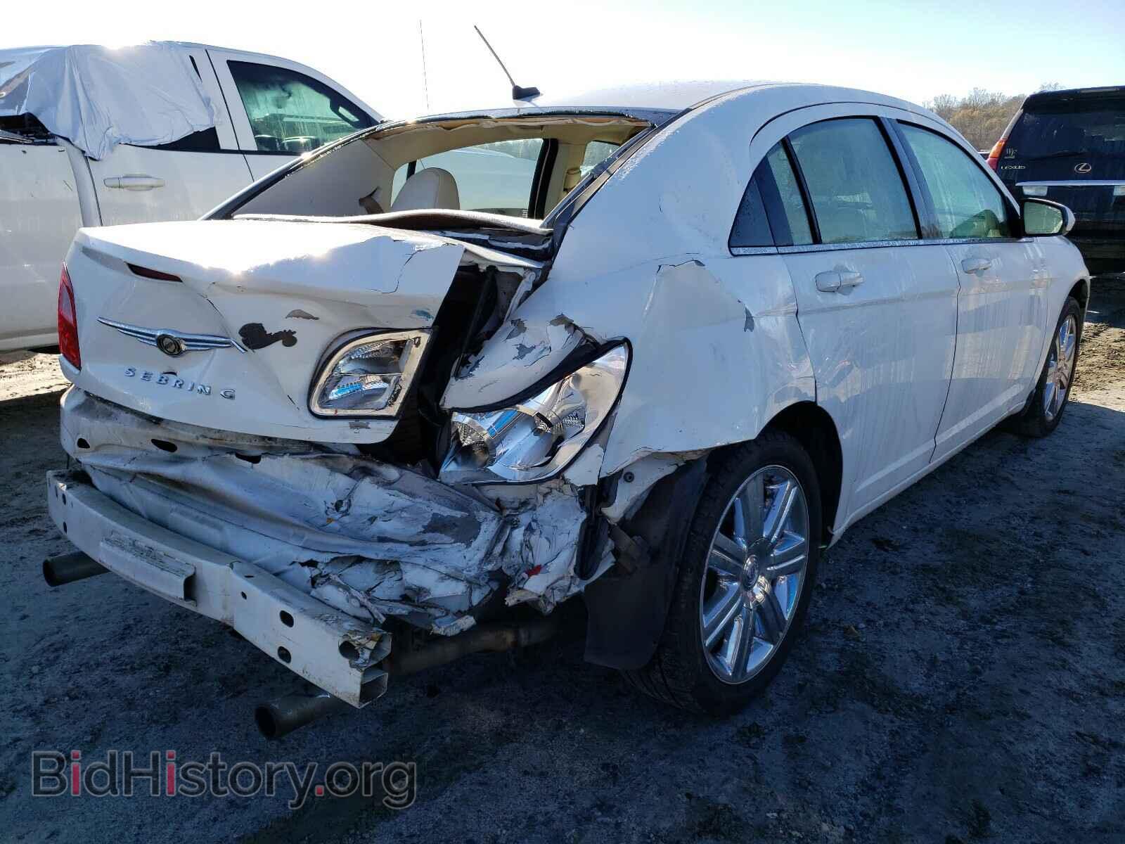 2010 CHRYSLER SEBRING - VIN: 1C3CC5FV6AN236830 - Фото 4