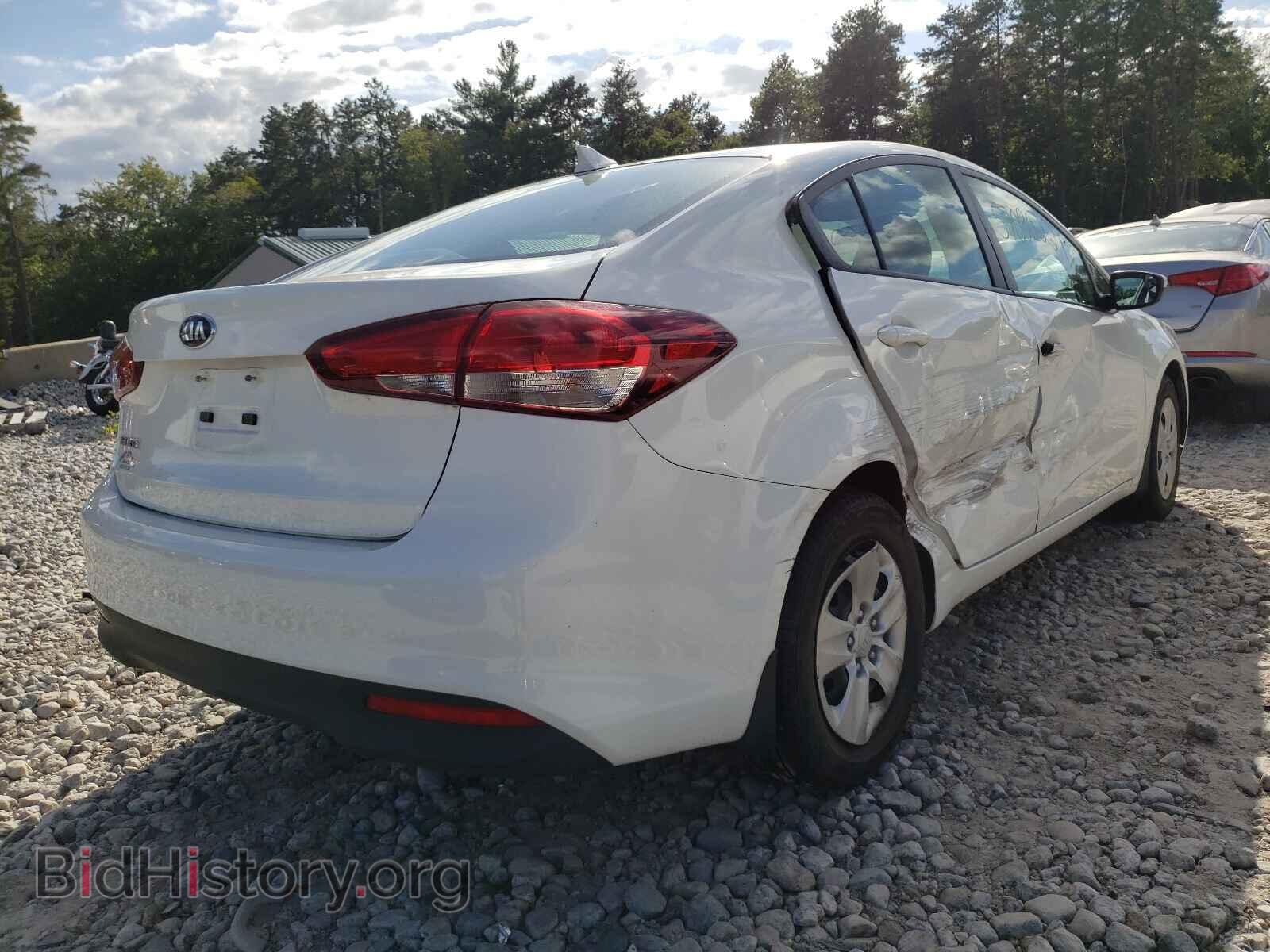2017 KIA FORTE - VIN: 3KPFK4A79HE137710 - Фото 4