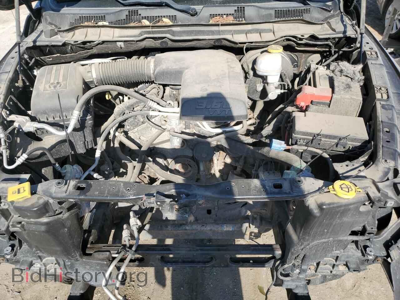 2018 RAM 1500 - VIN: 1C6RR7NG0JS318810 - Фото 11