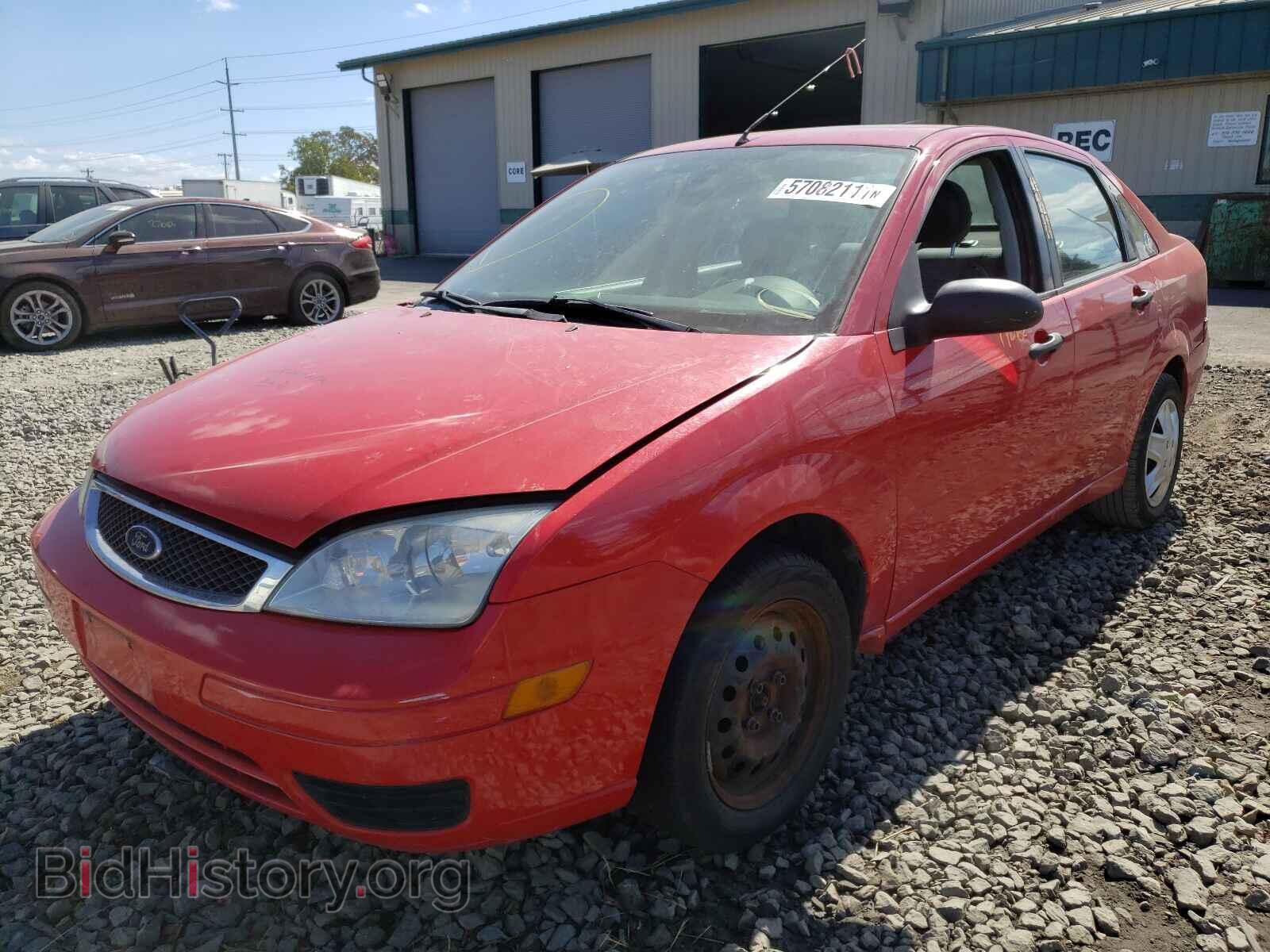 2007 FORD FOCUS - VIN: 1FAHP34N77W356027 - Фото 2