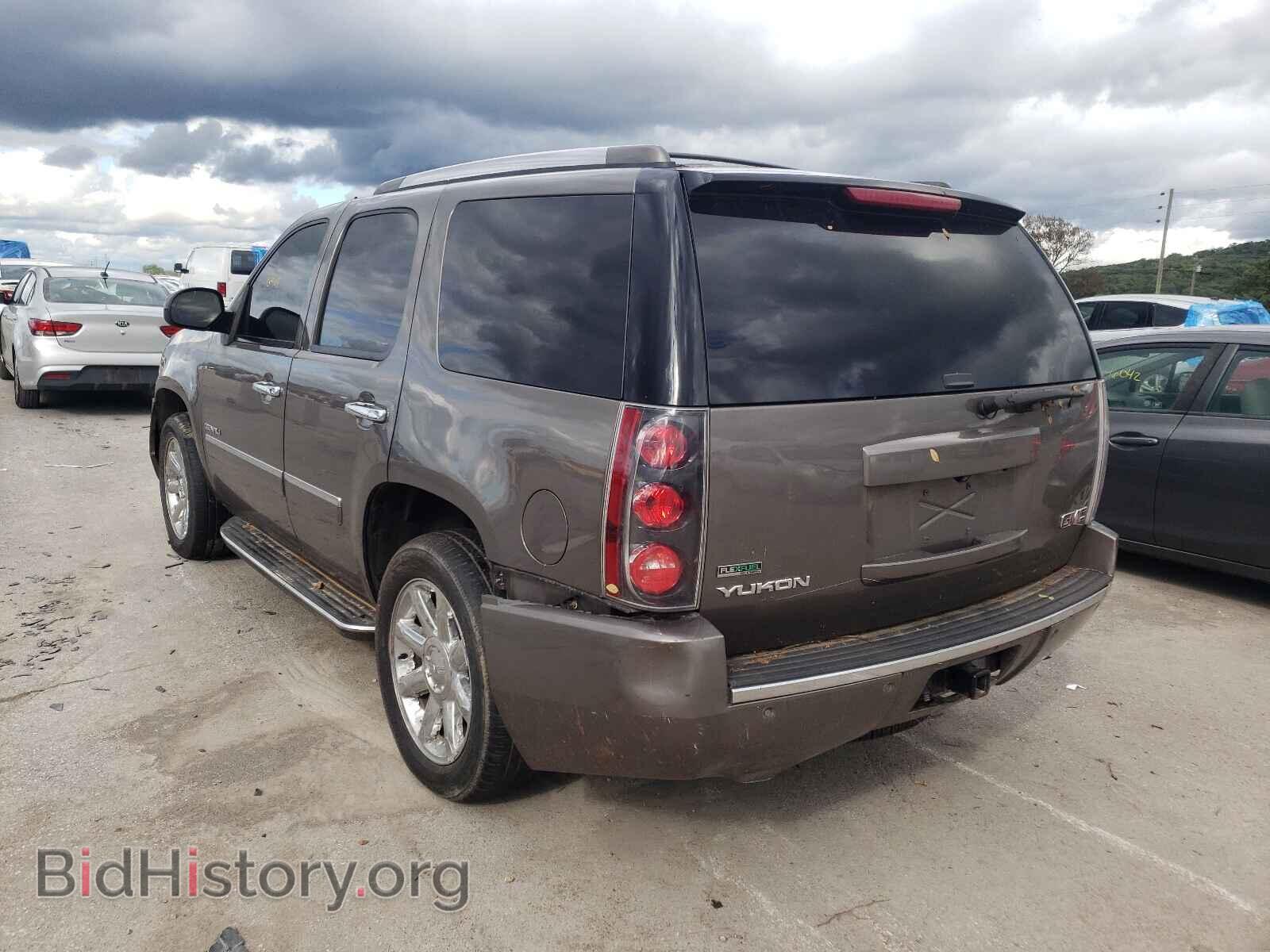 2011 GMC YUKON - VIN: 1GKS2EEF3BR234634 - Фото 3