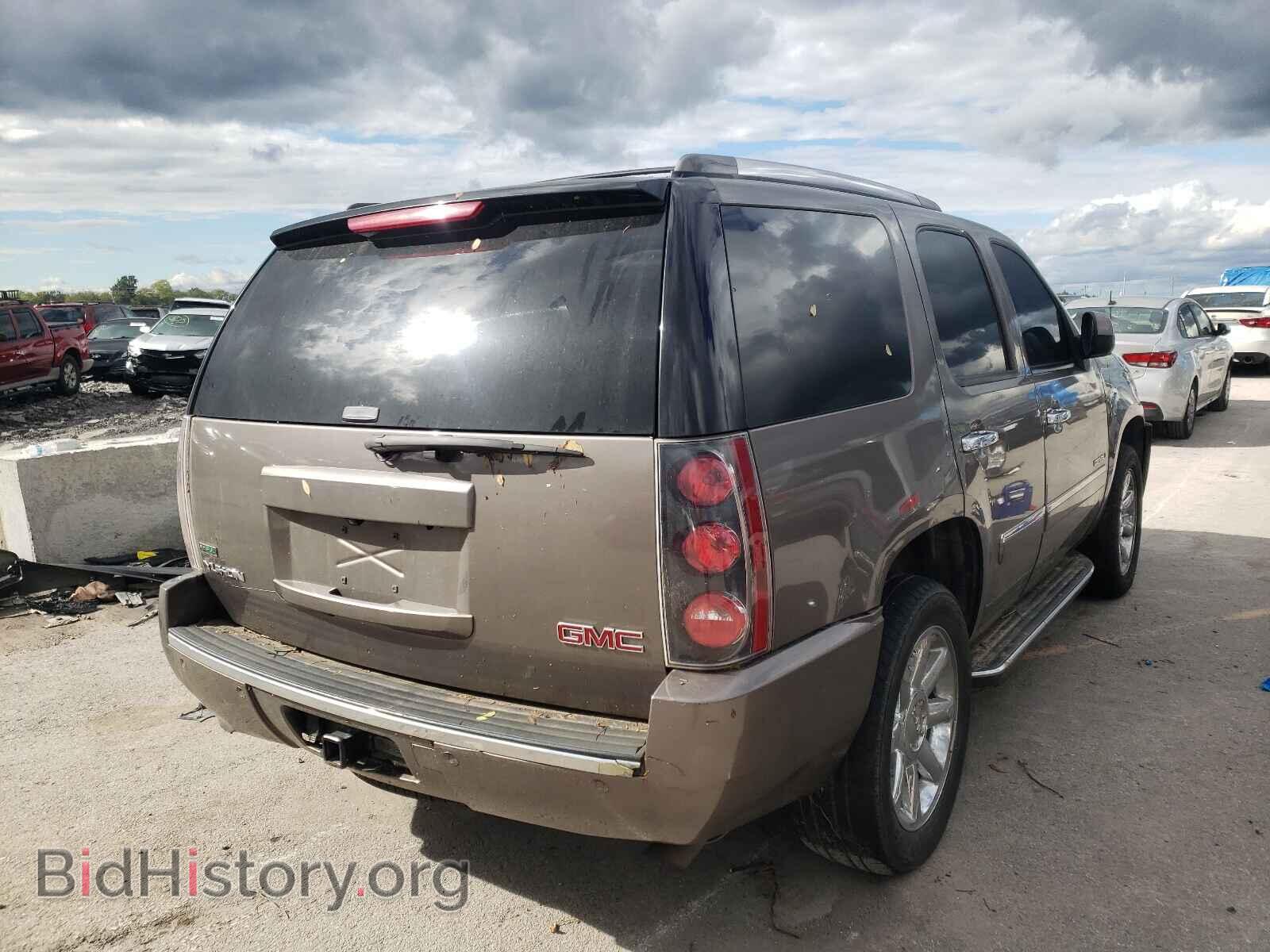 2011 GMC YUKON - VIN: 1GKS2EEF3BR234634 - Фото 4