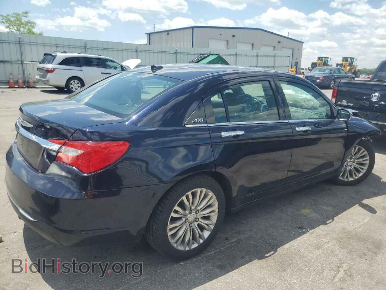 2011 CHRYSLER 200 - VIN: 1C3BC2FB1BN533800 - Фото 3