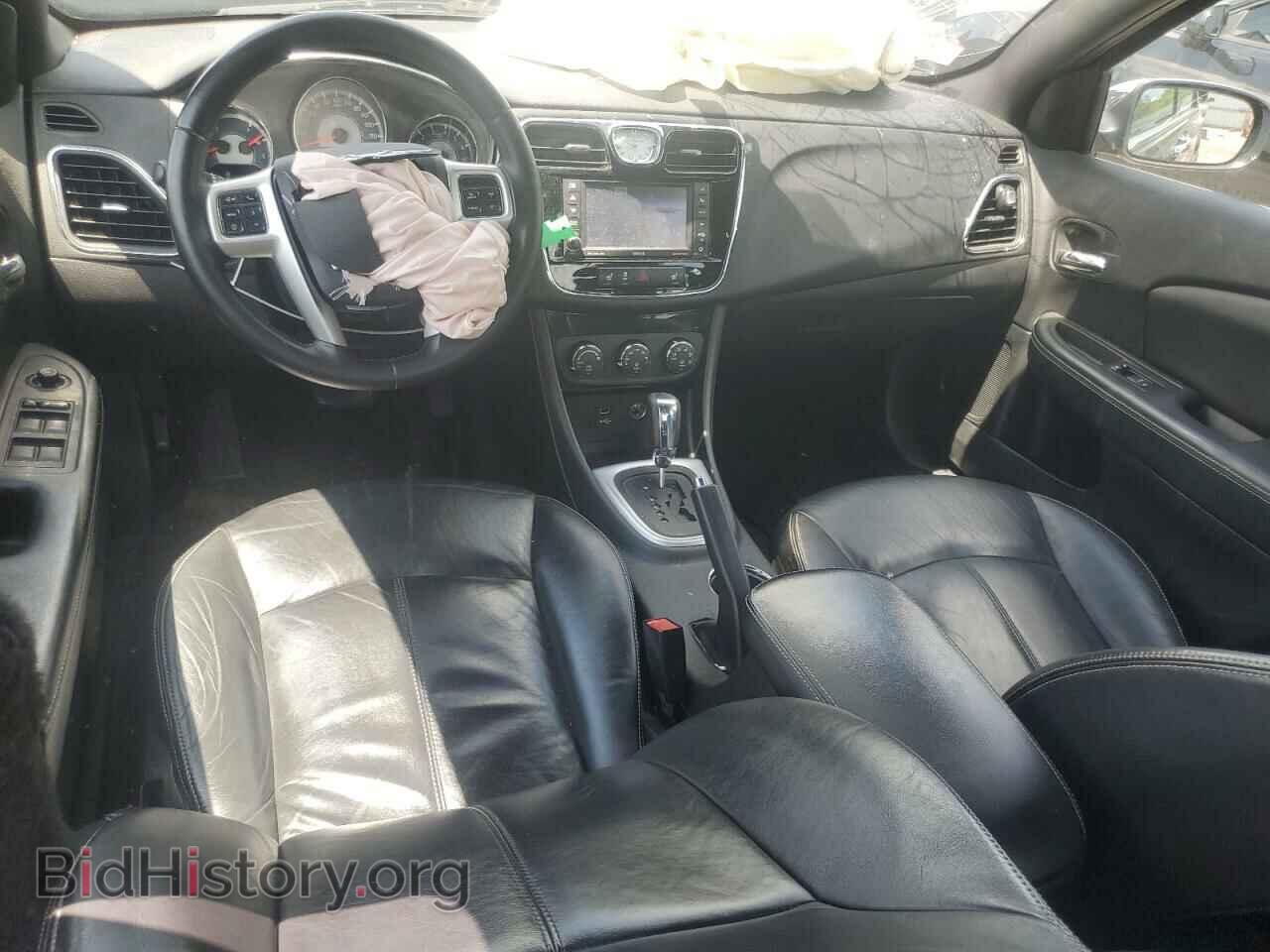 2011 CHRYSLER 200 - VIN: 1C3BC2FB1BN533800 - Фото 8