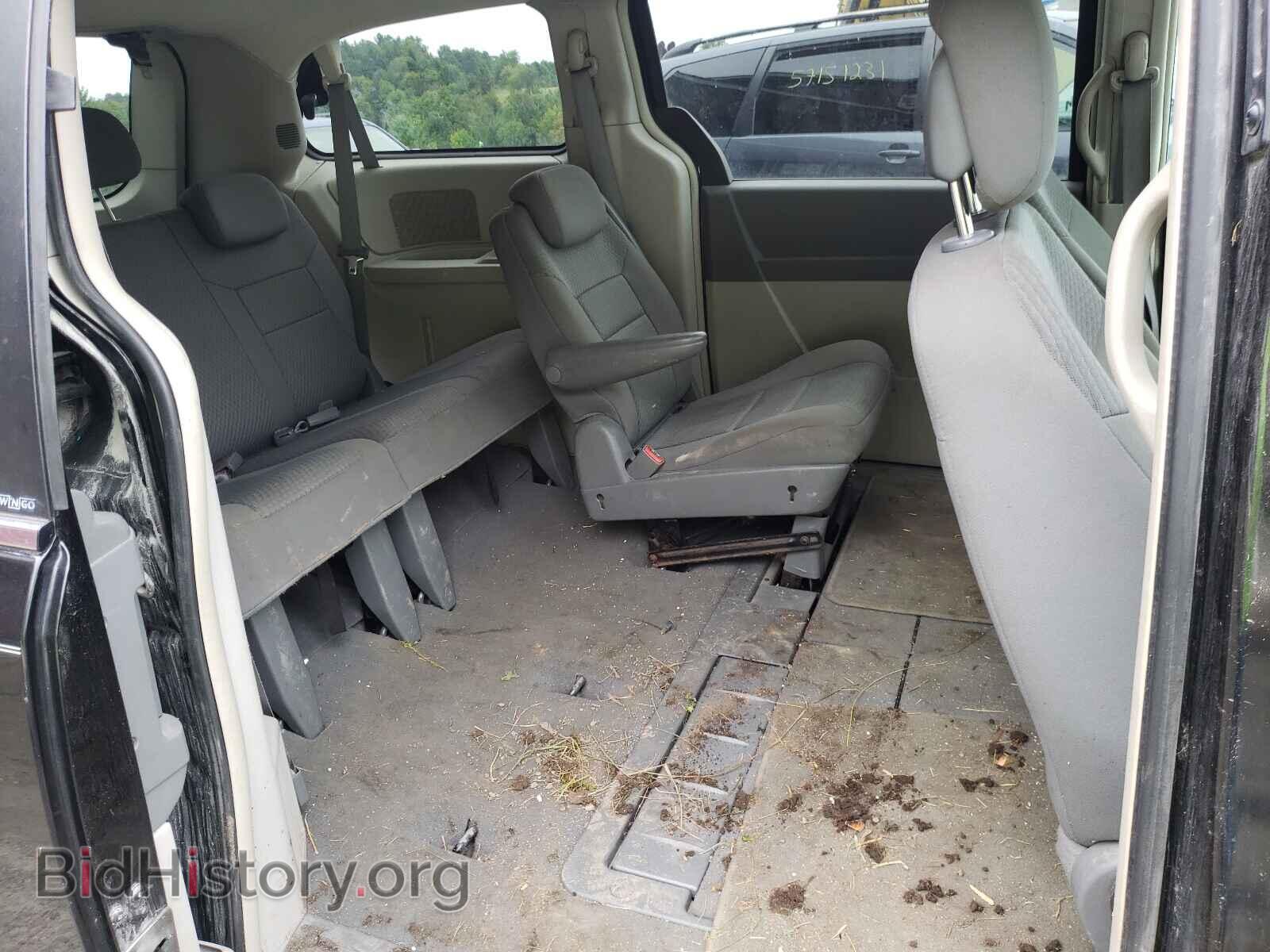 2010 CHRYSLER MINIVAN - VIN: 2A4RR2D16AR338371 - Фото 6