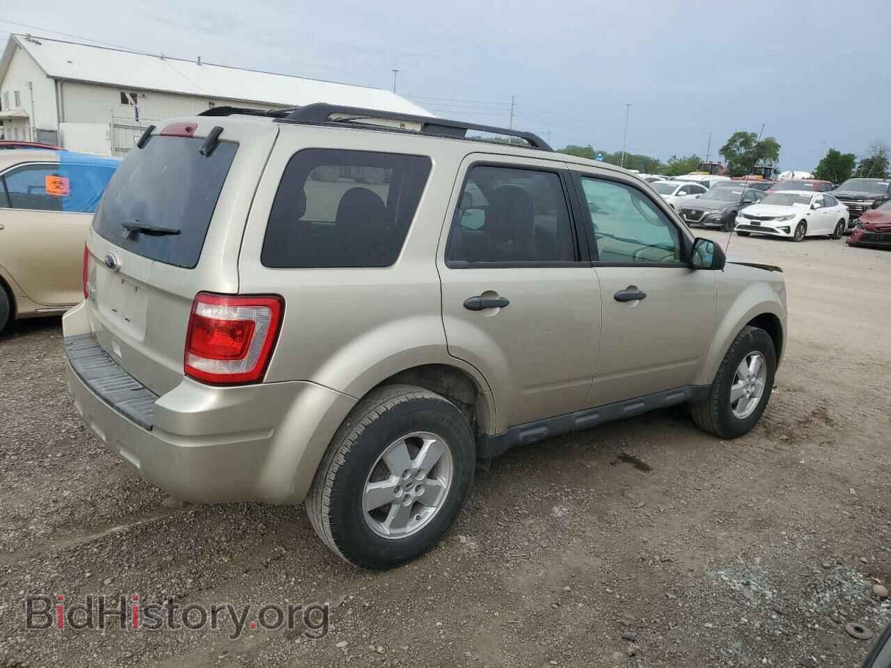 2010 FORD ESCAPE - VIN: 1FMCU0D70AKD19473 - Фото 3