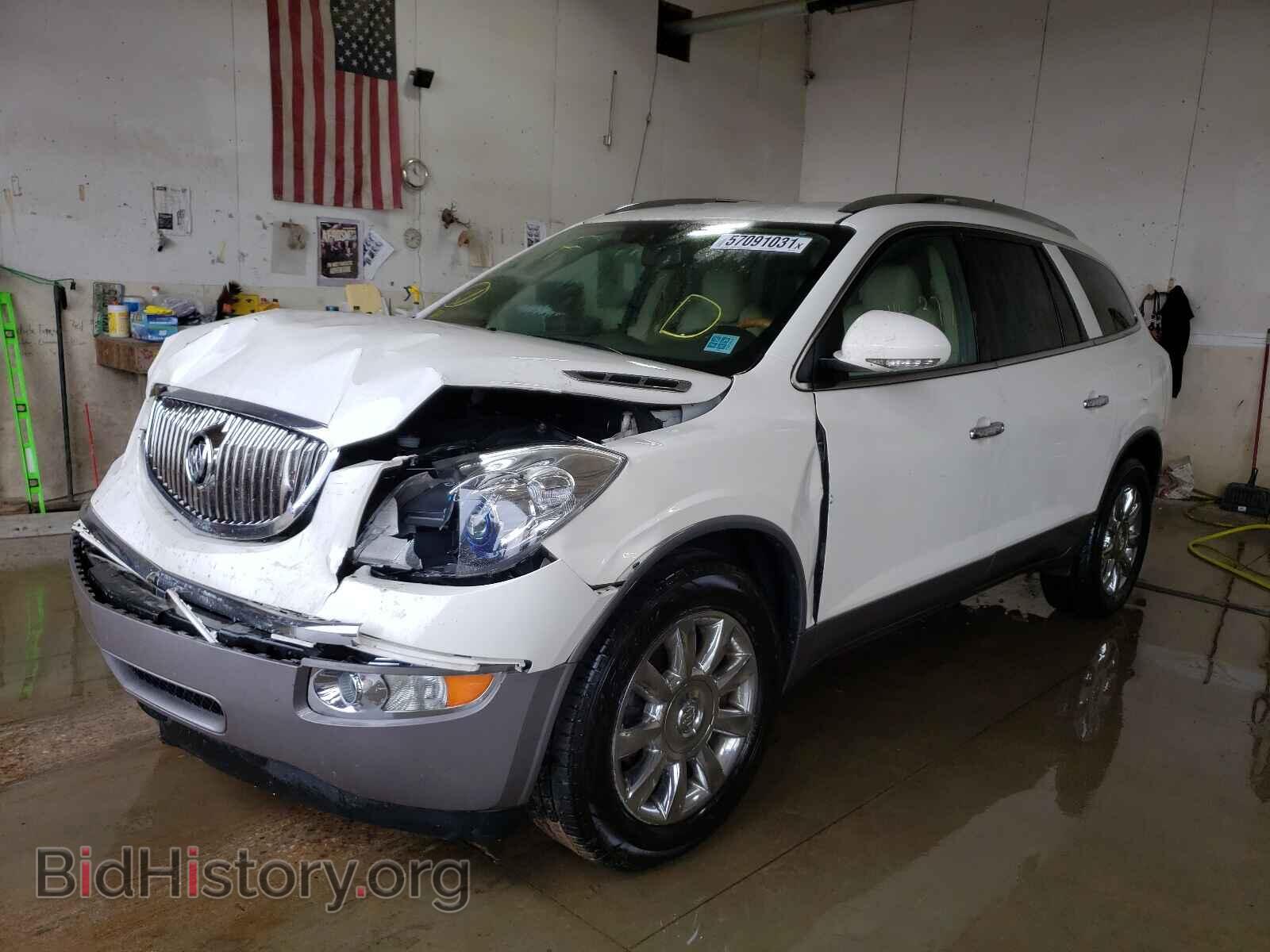 2011 BUICK ENCLAVE - VIN: 5GAKVBED7BJ379904 - Фото 2