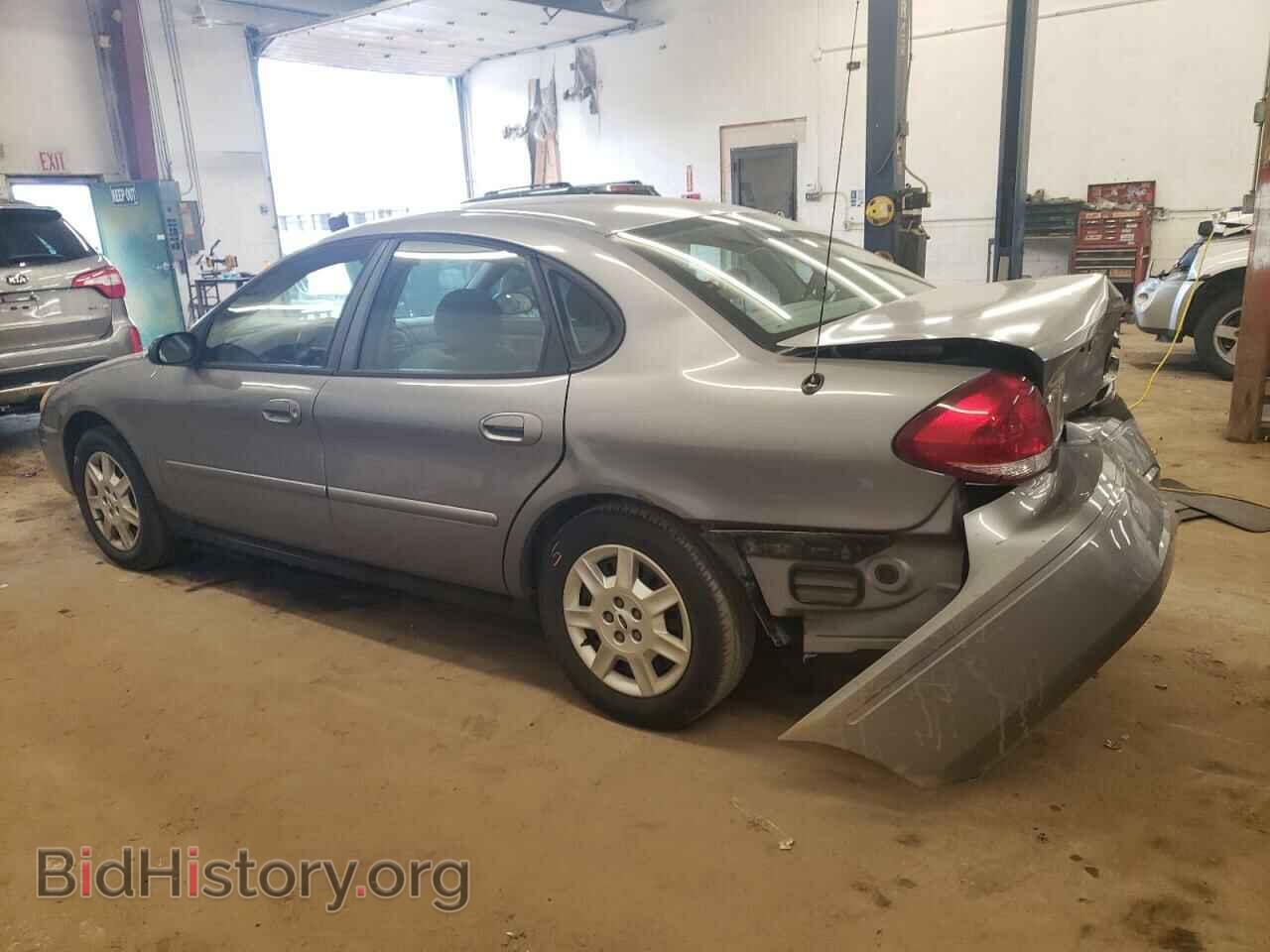2006 FORD TAURUS - VIN: 1FAHP53216A262210 - Фото 2