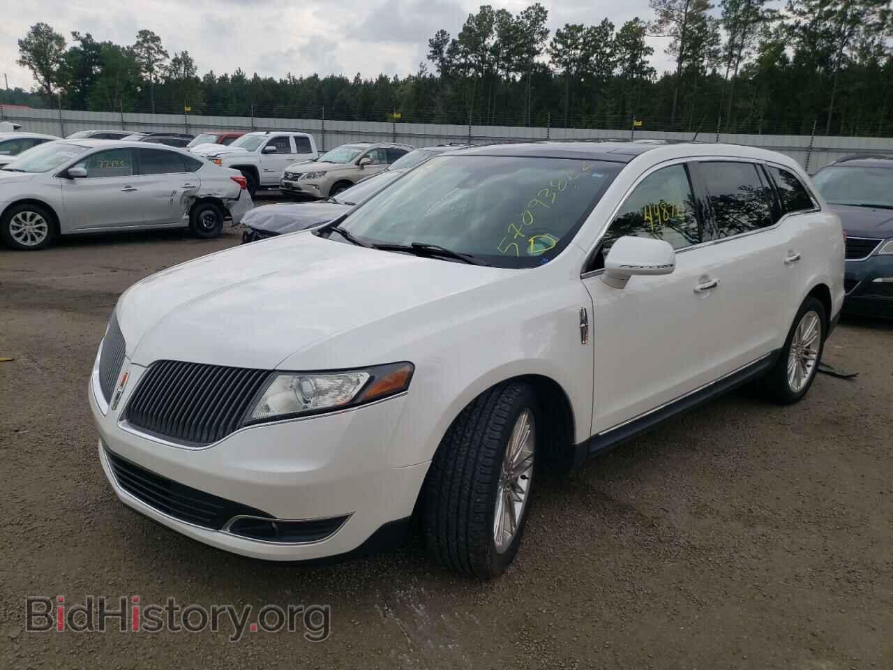 2015 LINCOLN MKT - VIN: 2LMHJ5AT9FBL01749 - Фото 2