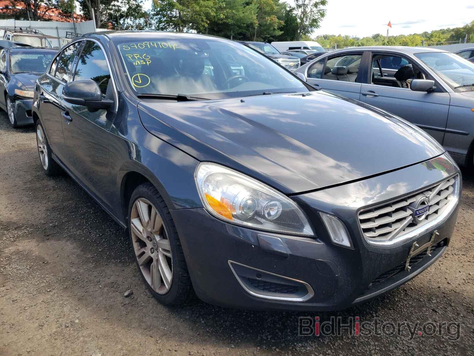 Photo YV1902FH9D1207268 - VOLVO S60 2013