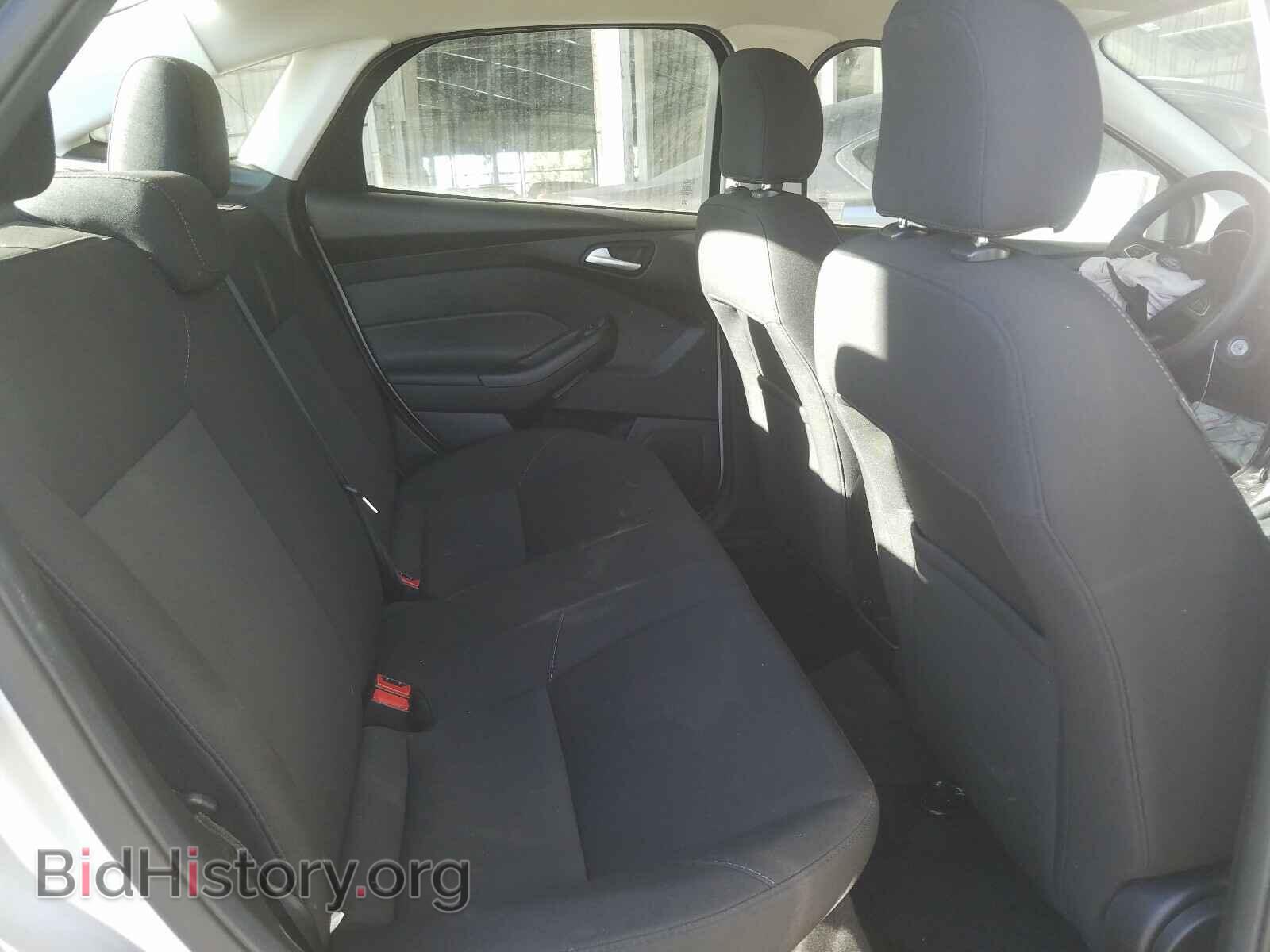 2017 FORD FOCUS - VIN: 1FADP3F2XHL304492 - Фото 6