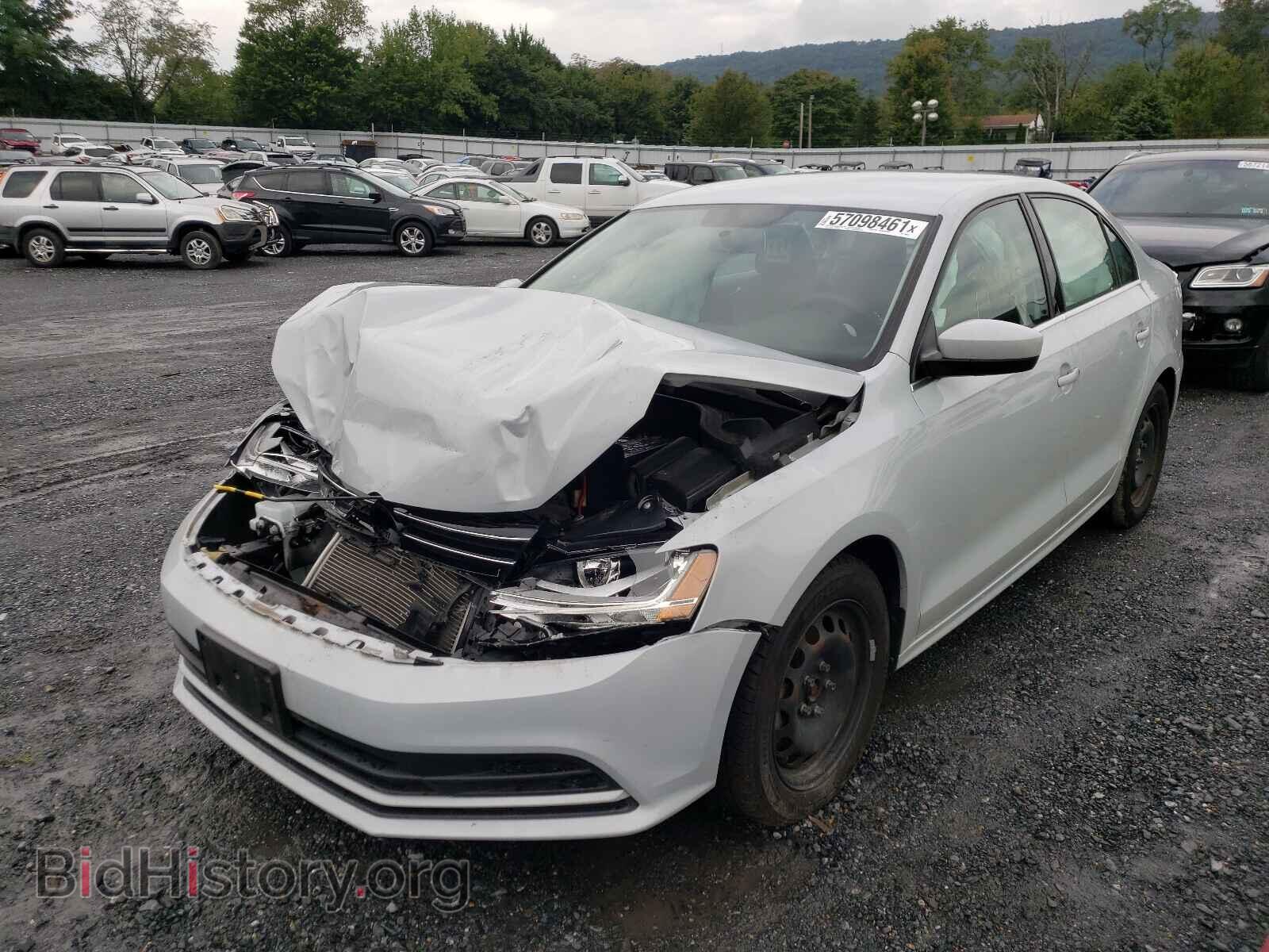 2017 VOLKSWAGEN JETTA - VIN: 3VW2B7AJXHM299179 - Фото 2
