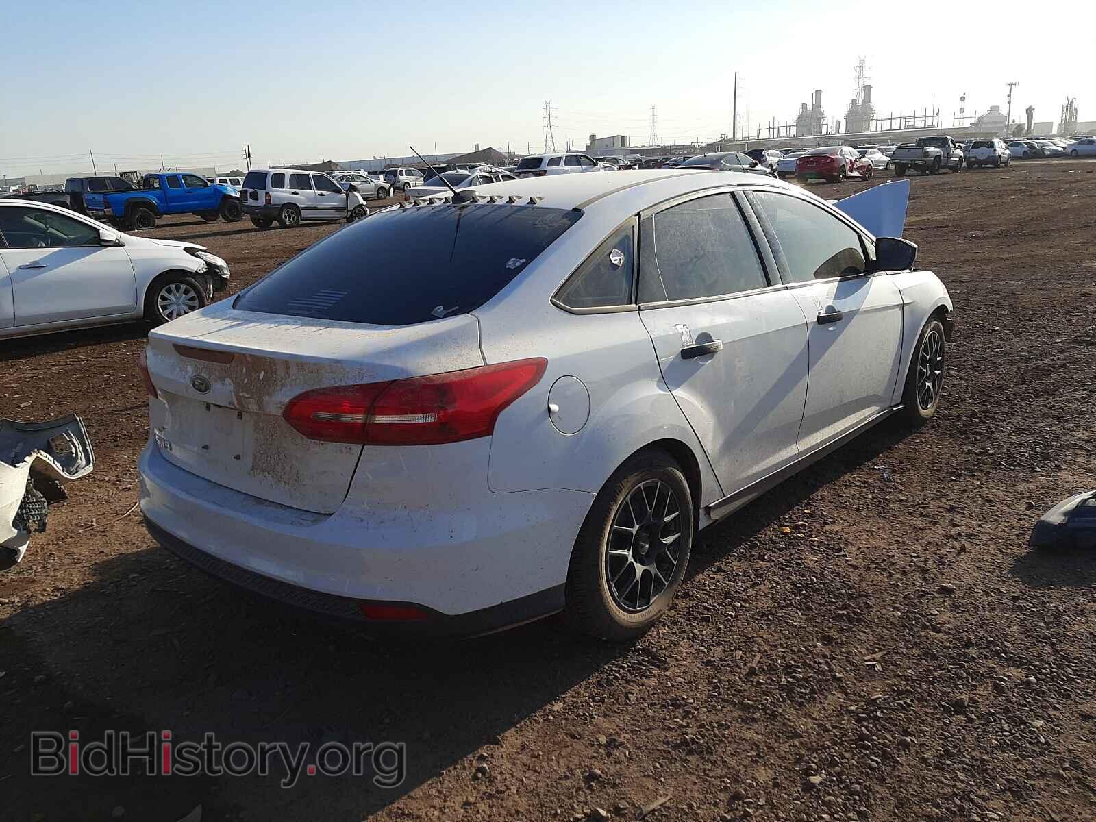 2016 FORD FOCUS - VIN: 1FADP3E22GL263033 - Фото 4