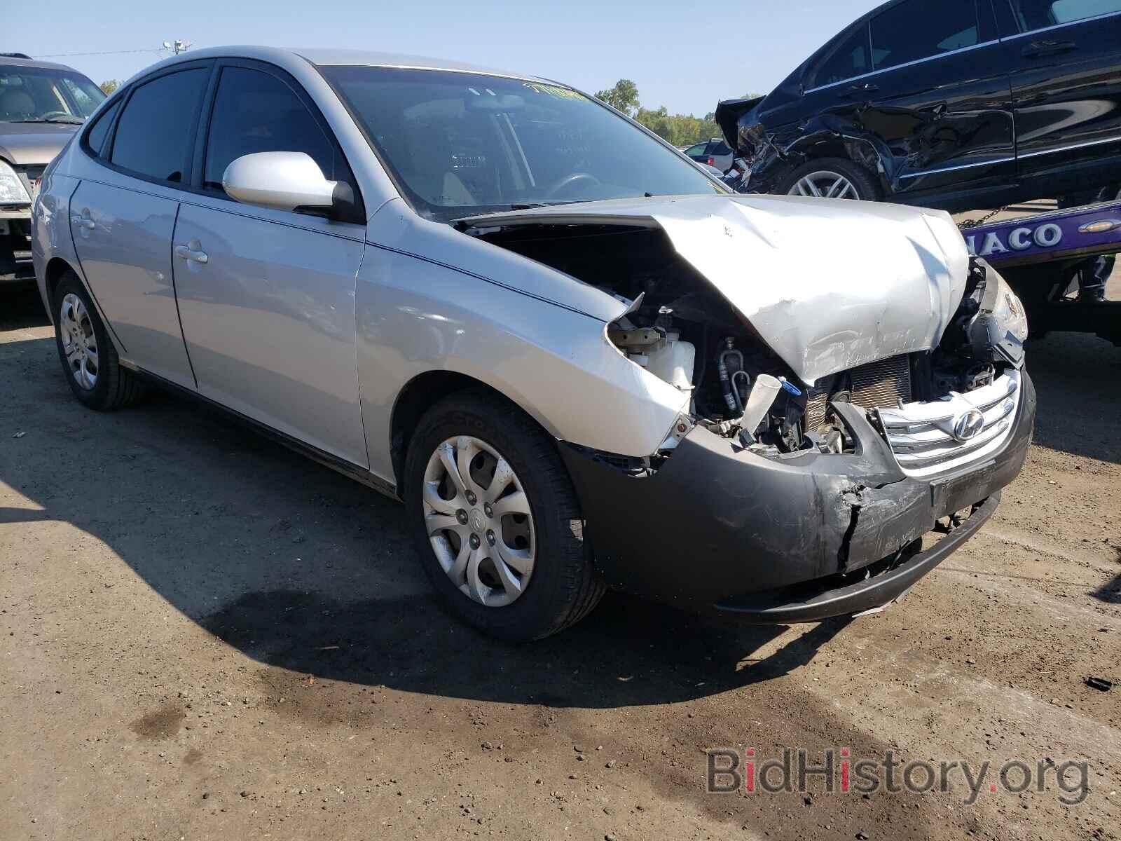 Photo KMHDU4AD3AU188808 - HYUNDAI ELANTRA 2010