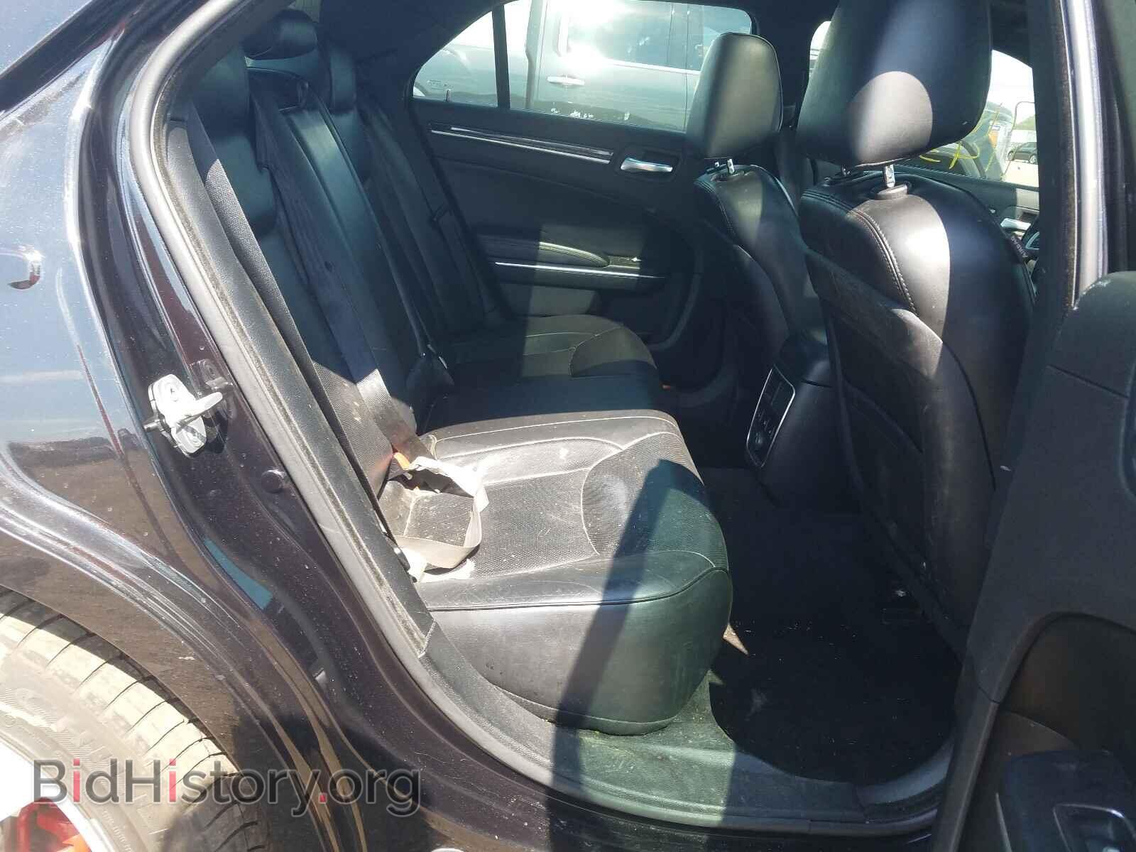 2011 CHRYSLER 300 - VIN: 2C3CA6CT7BH514630 - Фото 6