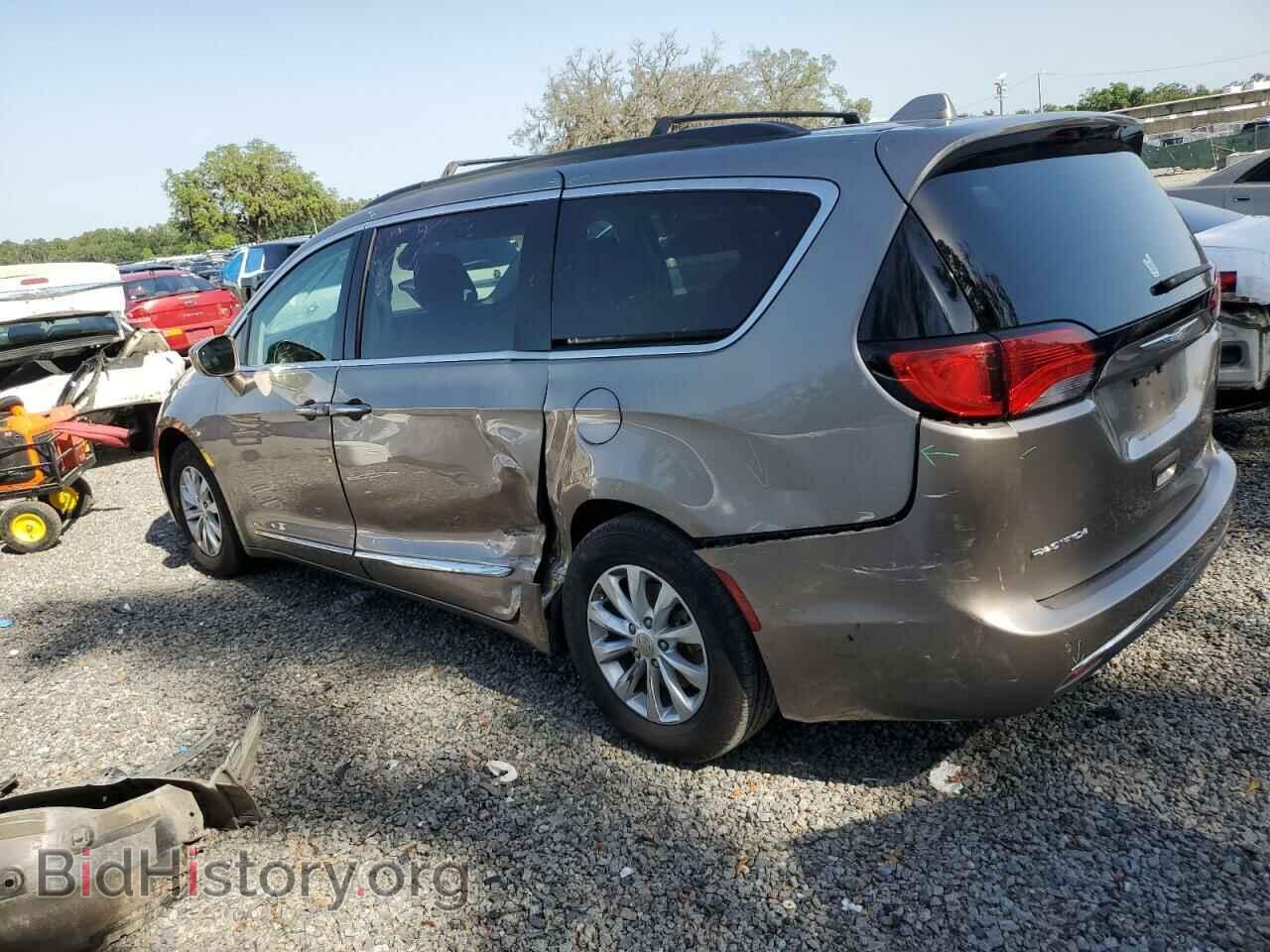 2017 CHRYSLER PACIFICA - VIN: 2C4RC1BG2HR846730 - Фото 2