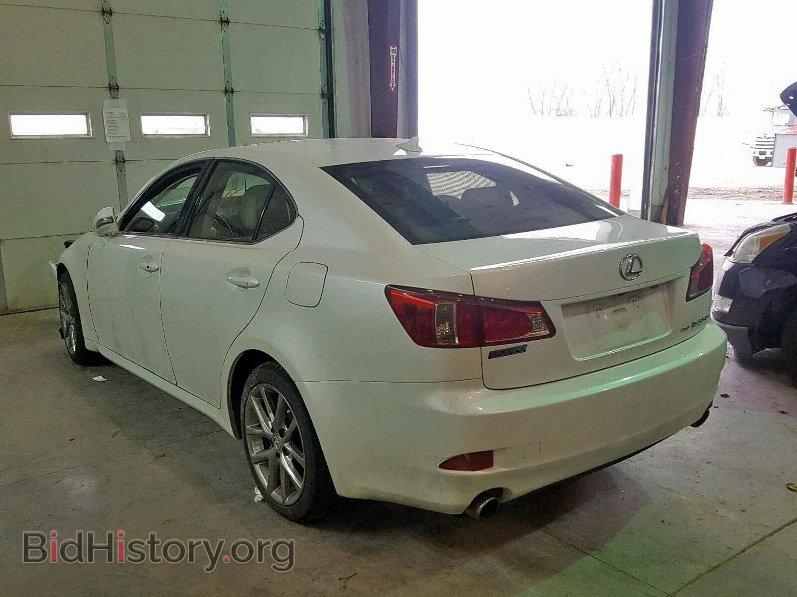 2011 LEXUS IS - VIN: JTHCE5C29B5000561 - Фото 3