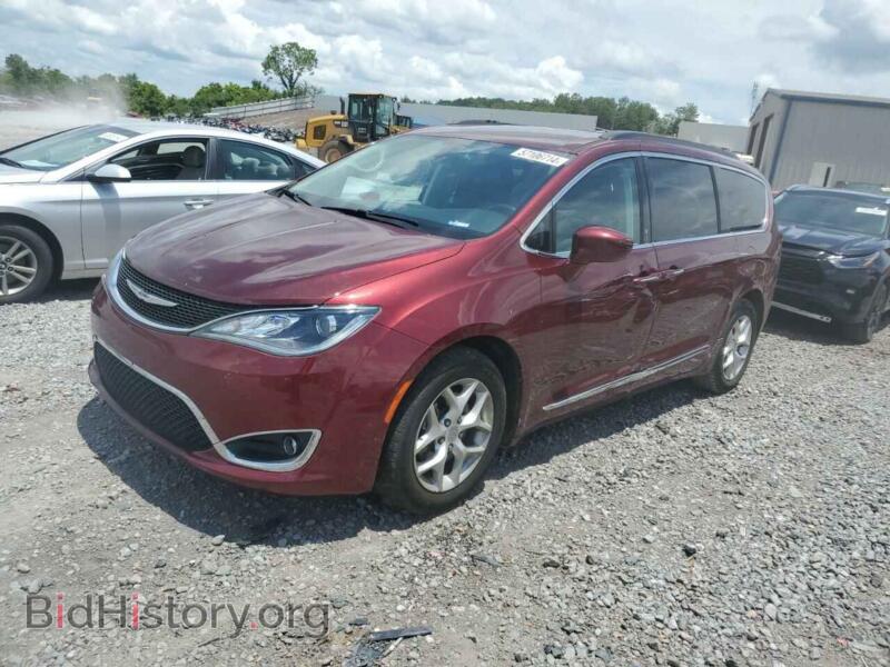 2017 Chrysler PACIFICA Touring L (VIN 2C4RC1BG5HR571032) — photo 1 of 13, Copart, damage: side
