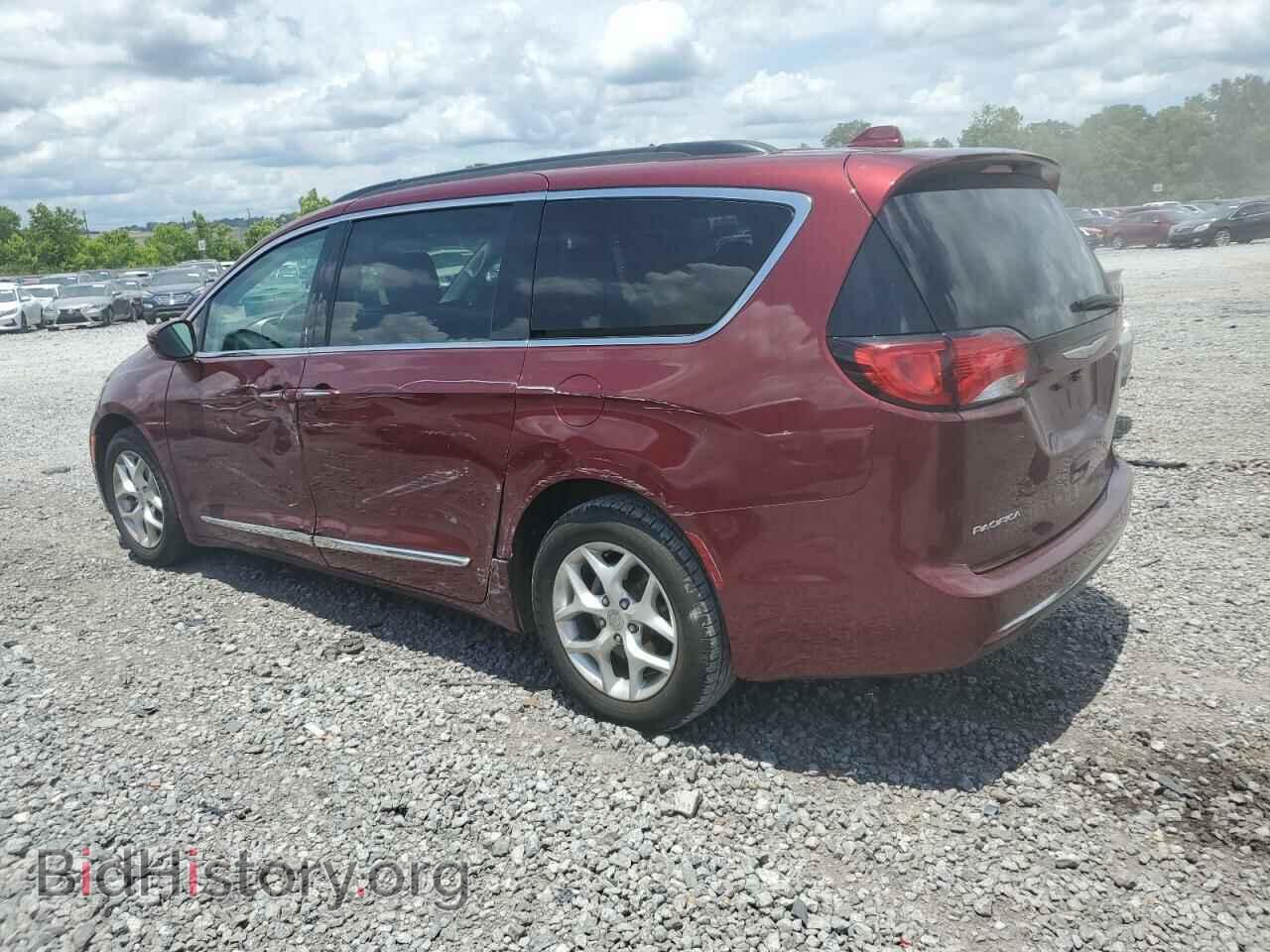 2017 CHRYSLER PACIFICA - VIN: 2C4RC1BG5HR571032 - Фото 2