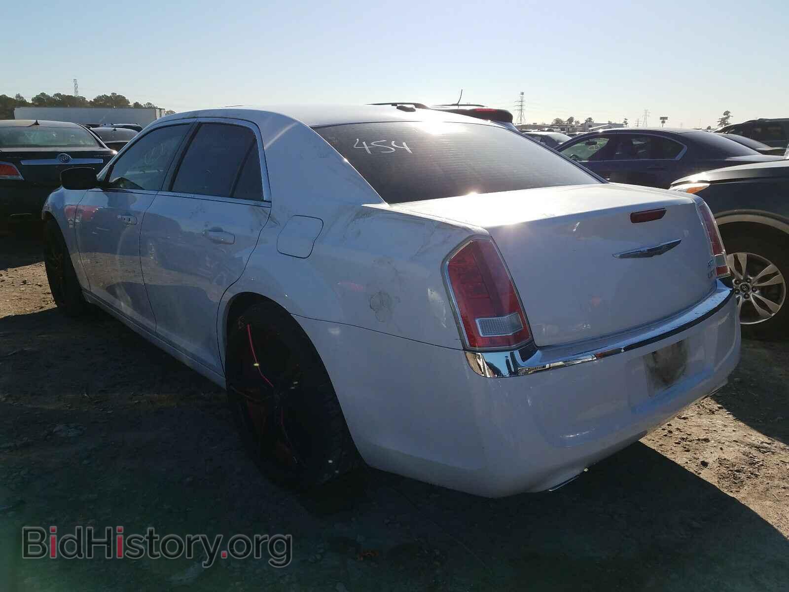 2014 CHRYSLER 300 - VIN: 2C3CCAAG0EH382382 - Фото 3