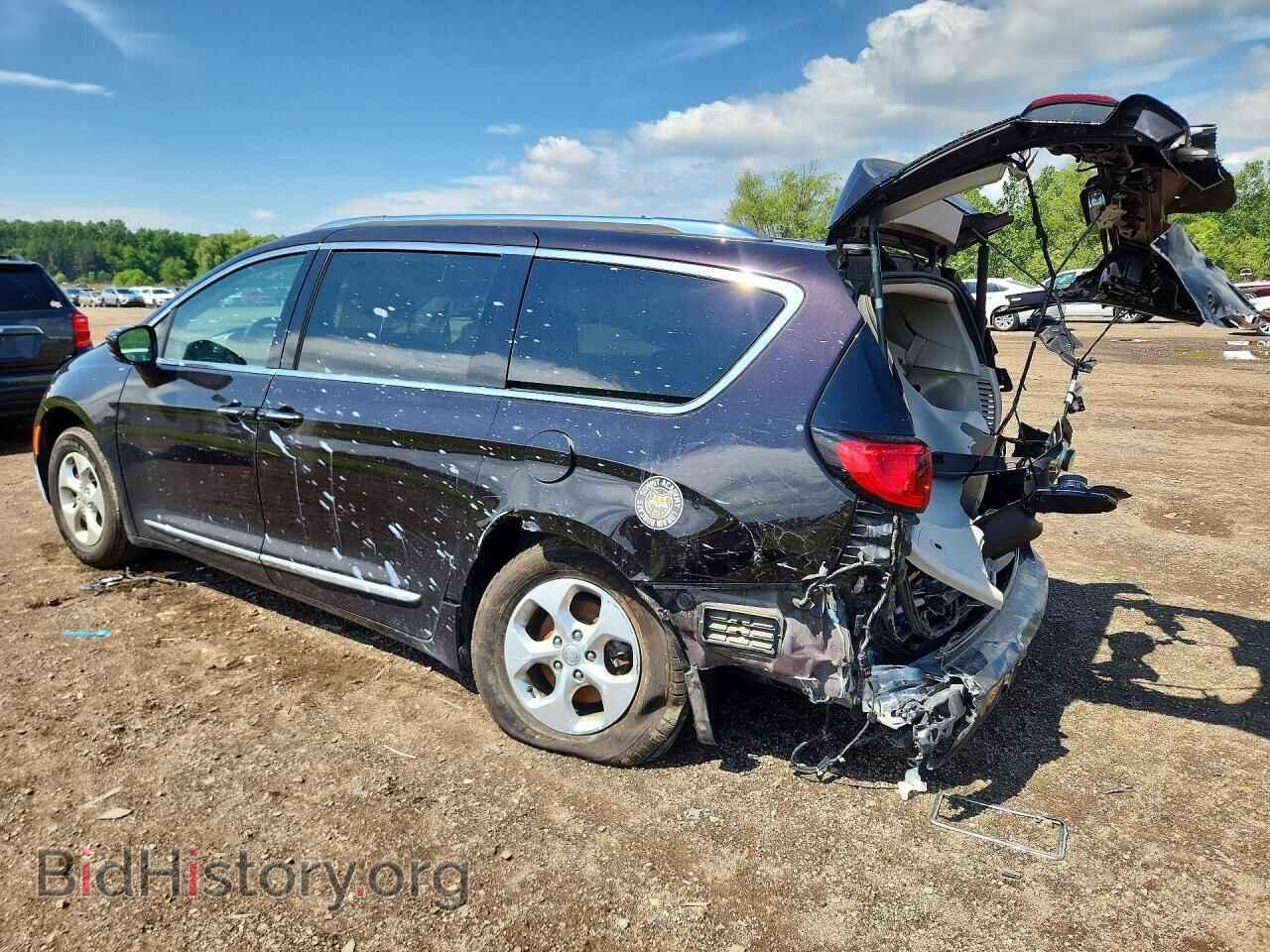 2017 CHRYSLER PACIFICA - VIN: 2C4RC1EG9HR627940 - Photo 2