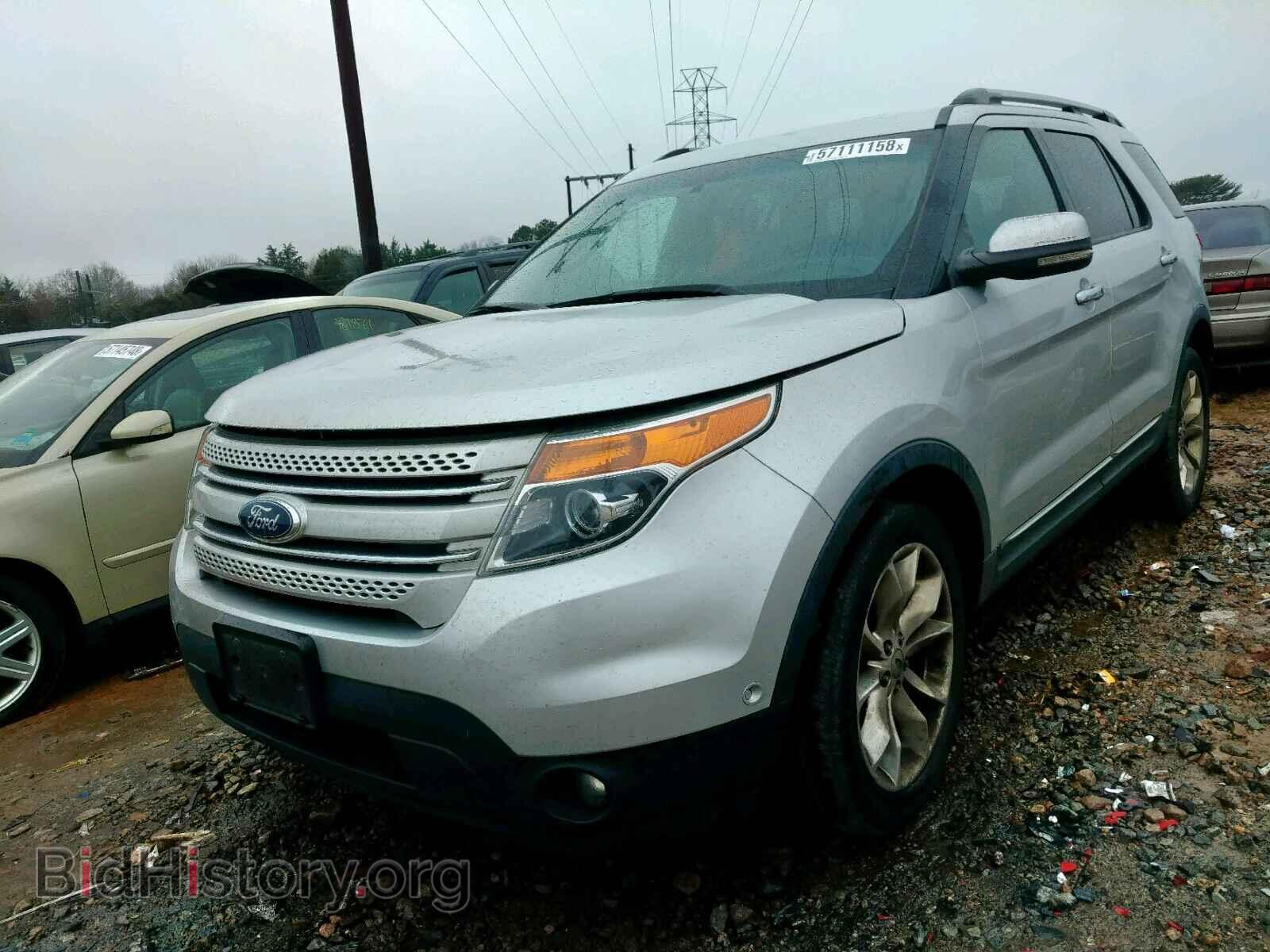 2011 FORD EXPLORER L - VIN: 1FMHK8F81BGA82397 - Photo 2