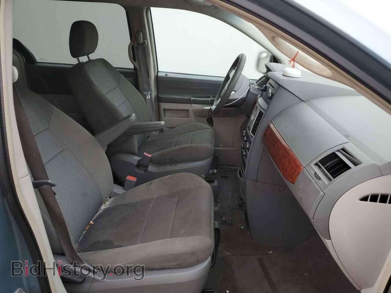 2009 CHRYSLER MINIVAN - VIN: 2A8HR44E49R552845 - Фото 5