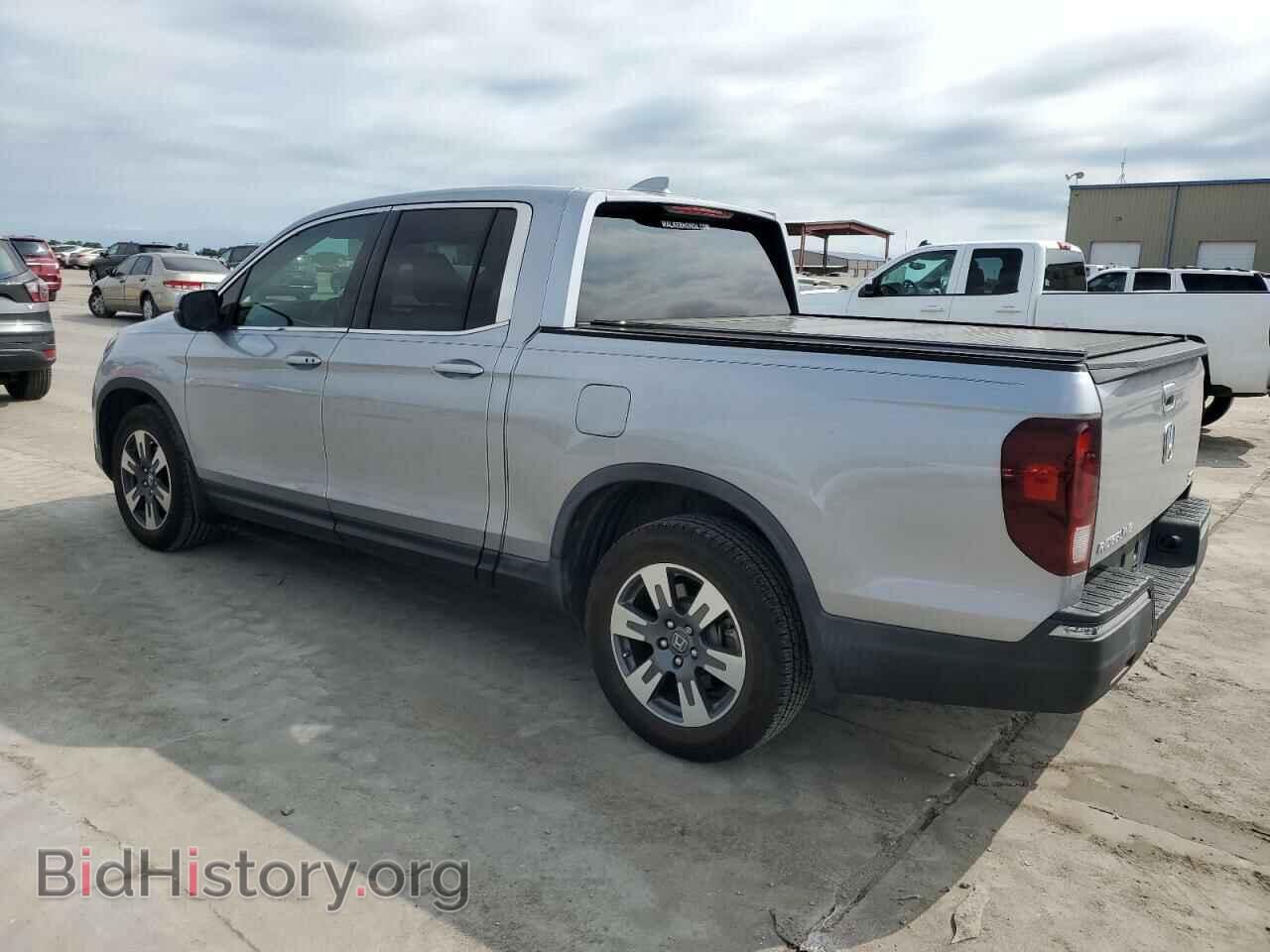 2018 HONDA RIDGELINE - VIN: 5FPYK2F6XJB003325 - Фото 2