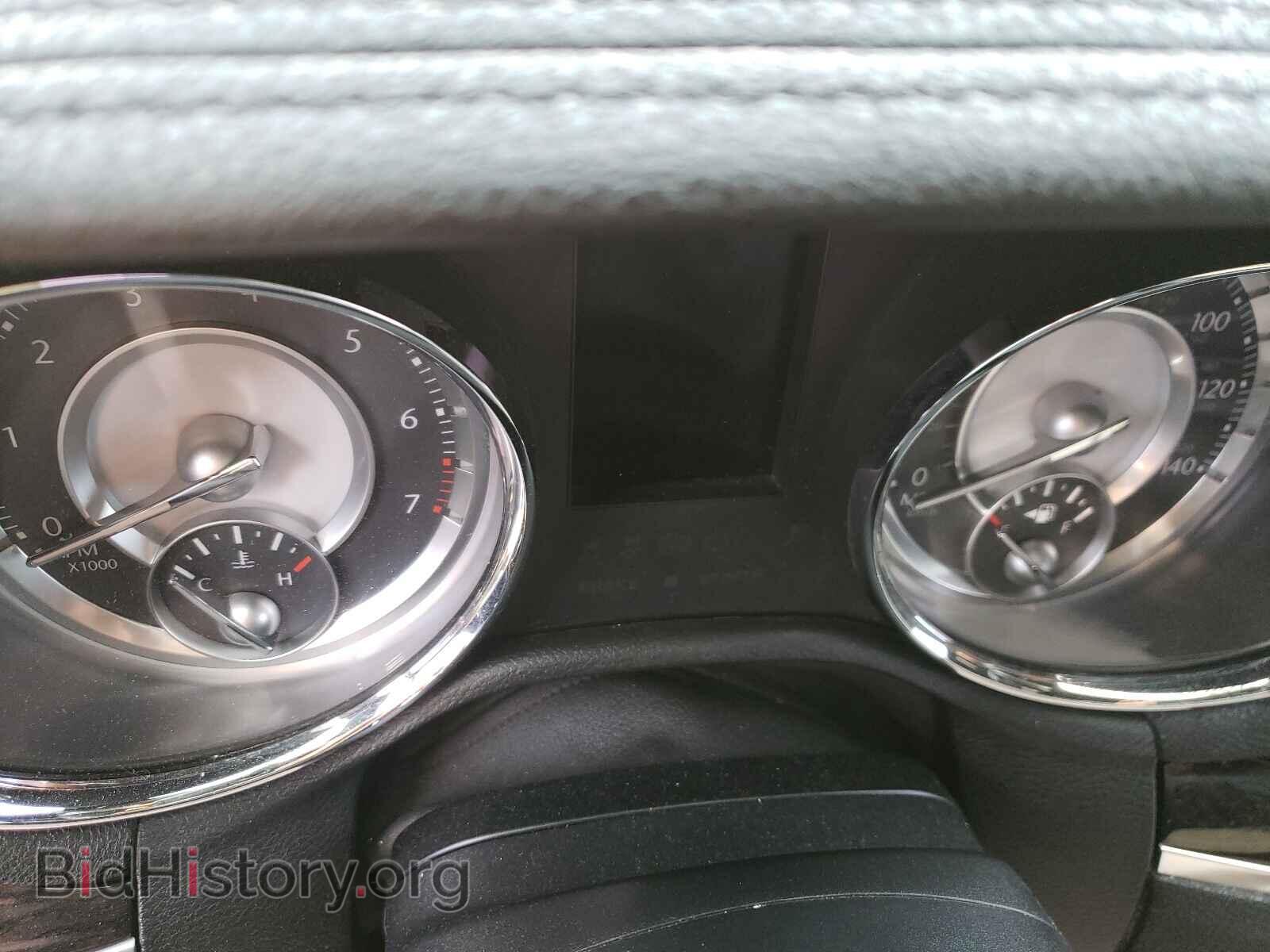 2014 CHRYSLER 300 - VIN: 2C3CCAAG3EH330096 - Фото 8