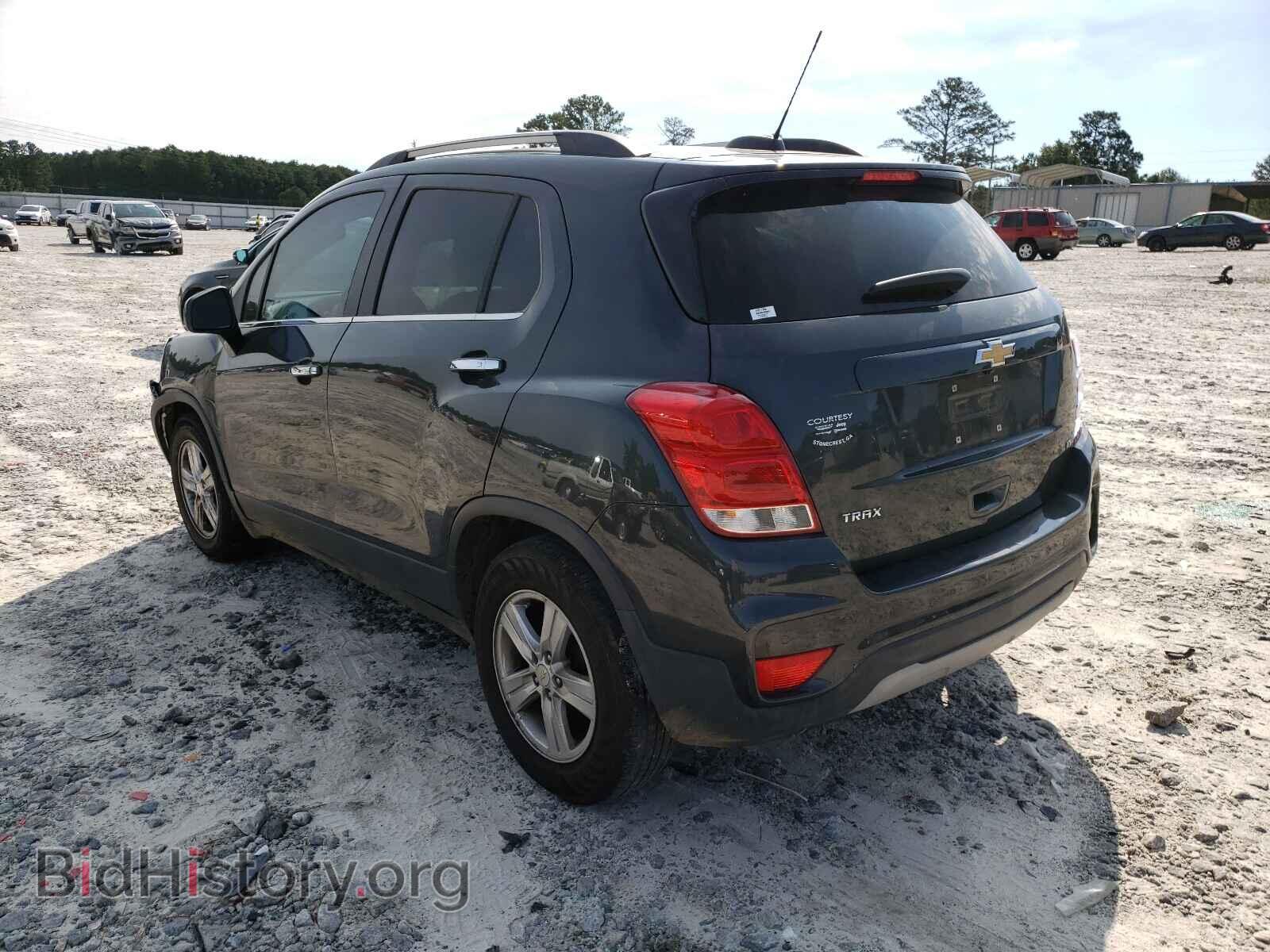 2018 CHEVROLET TRAX - VIN: 3GNCJLSB2JL410062 - Фото 3