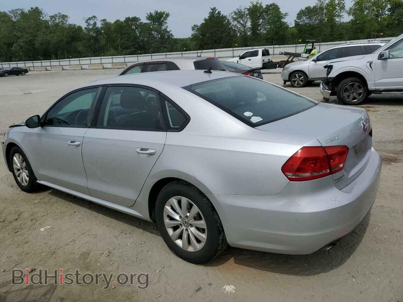 2012 VOLKSWAGEN PASSAT - VIN: 1VWAP7A33CC014704 - Фото 2