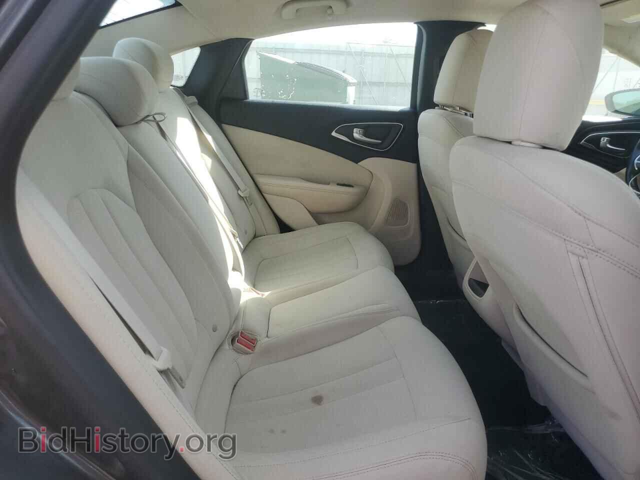 2016 CHRYSLER 200 - VIN: 1C3CCCAB6GN126810 - Фото 10