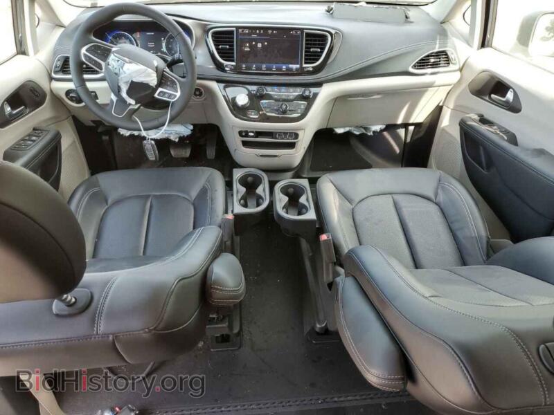 2023 Chrysler PACIFICA (VIN 2C4RC1BG9PR579181) — фото 8 из 13