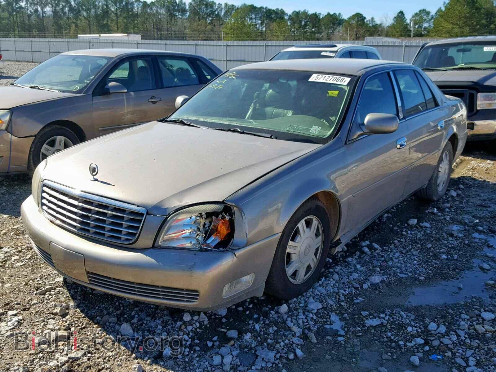 2004 CADILLAC DEVILLE - VIN: 1G6KD54Y04U188773 - Photo 2