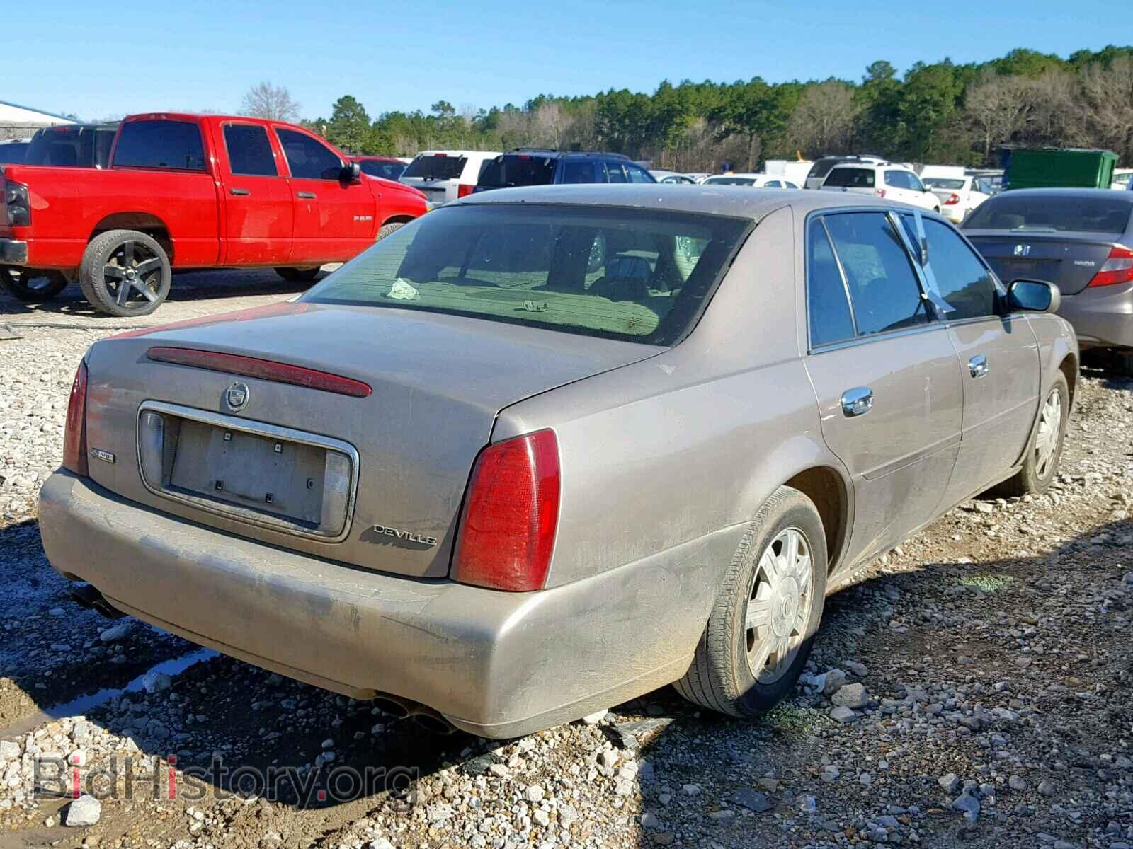 2004 CADILLAC DEVILLE - VIN: 1G6KD54Y04U188773 - Photo 4