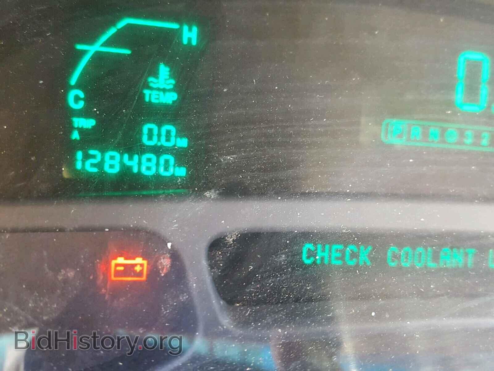 2004 CADILLAC DEVILLE - VIN: 1G6KD54Y04U188773 - Photo 8