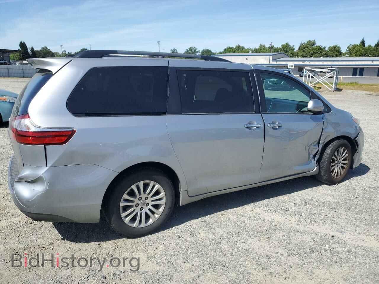 2017 TOYOTA All Models - VIN: 5TDYZ3DC8HS814856 - Фото 3