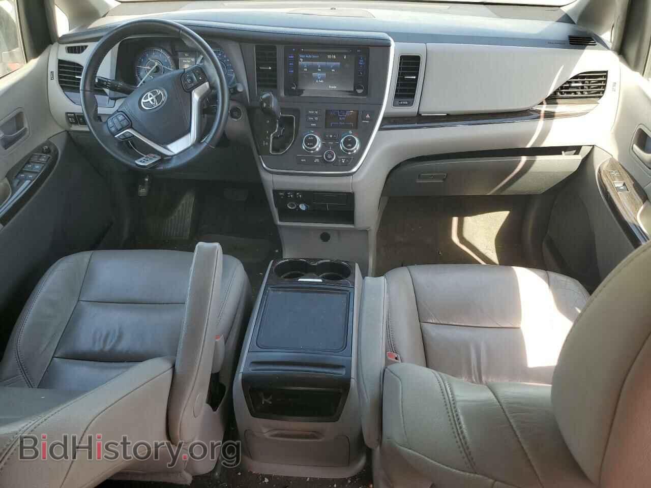 2017 TOYOTA All Models - VIN: 5TDYZ3DC8HS814856 - Фото 8