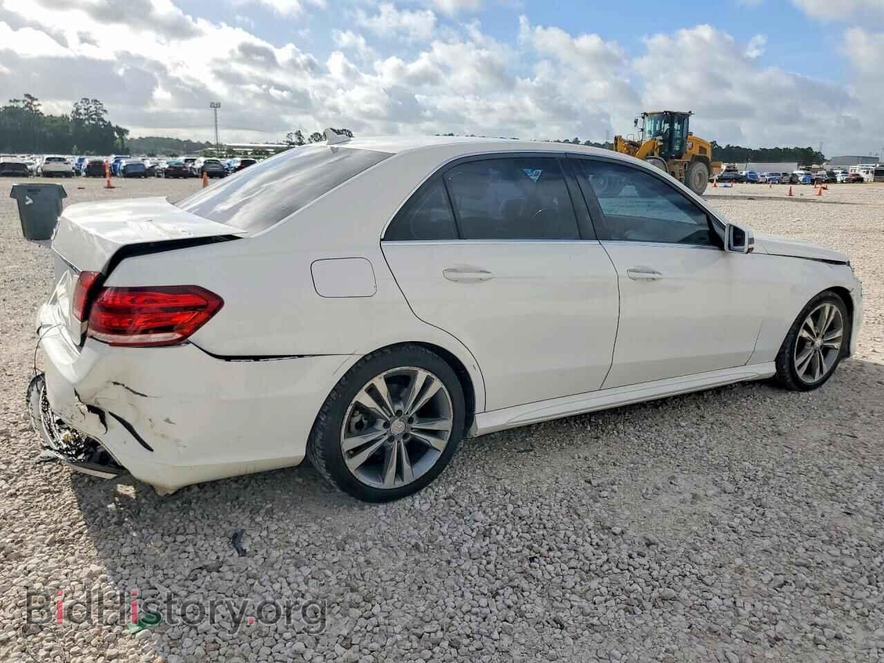 2014 MERCEDES-BENZ E-CLASS - VIN: WDDHF5KB2EA971117 - Фото 3