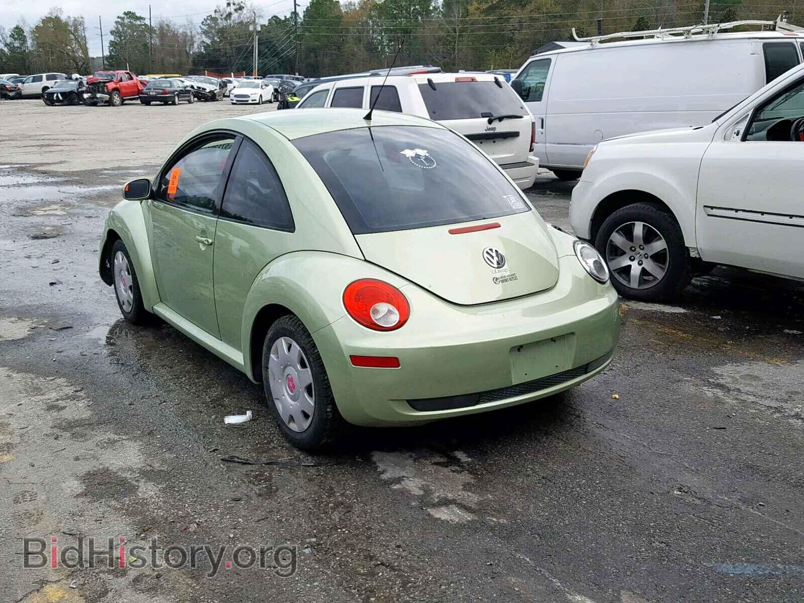 2010 VOLKSWAGEN BEETLE - VIN: 3VWPW3AG1AM007724 - Фото 3