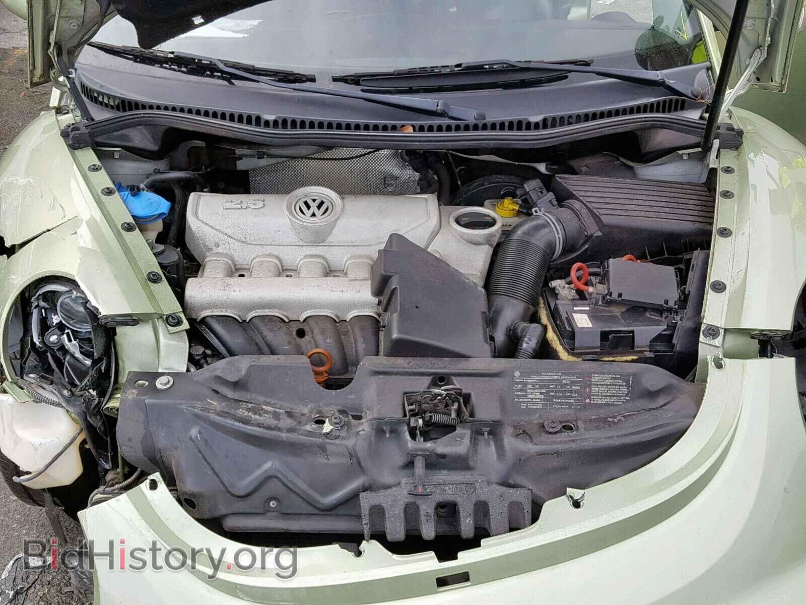 2010 VOLKSWAGEN BEETLE - VIN: 3VWPW3AG1AM007724 - Фото 7