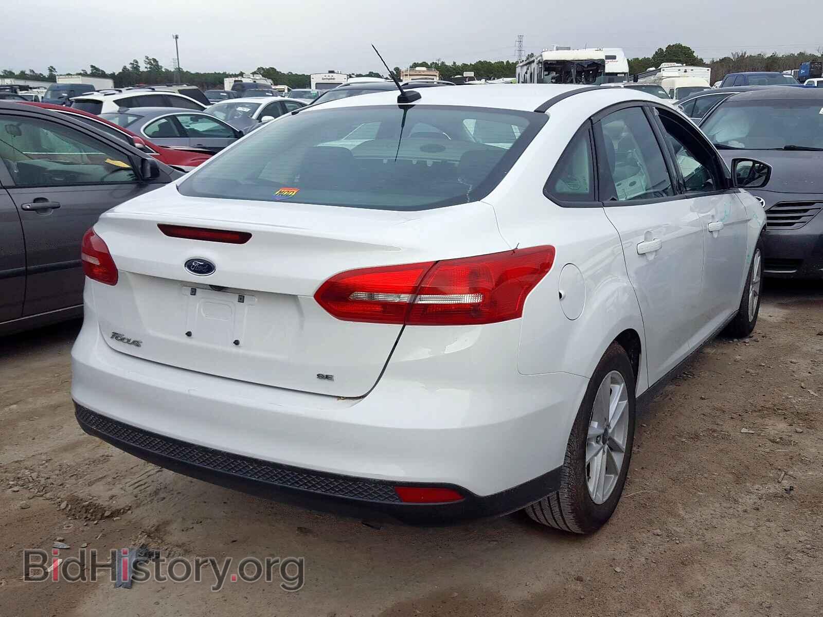 2018 FORD FOCUS SE - VIN: 1FADP3F21JL324829 - Фото 4