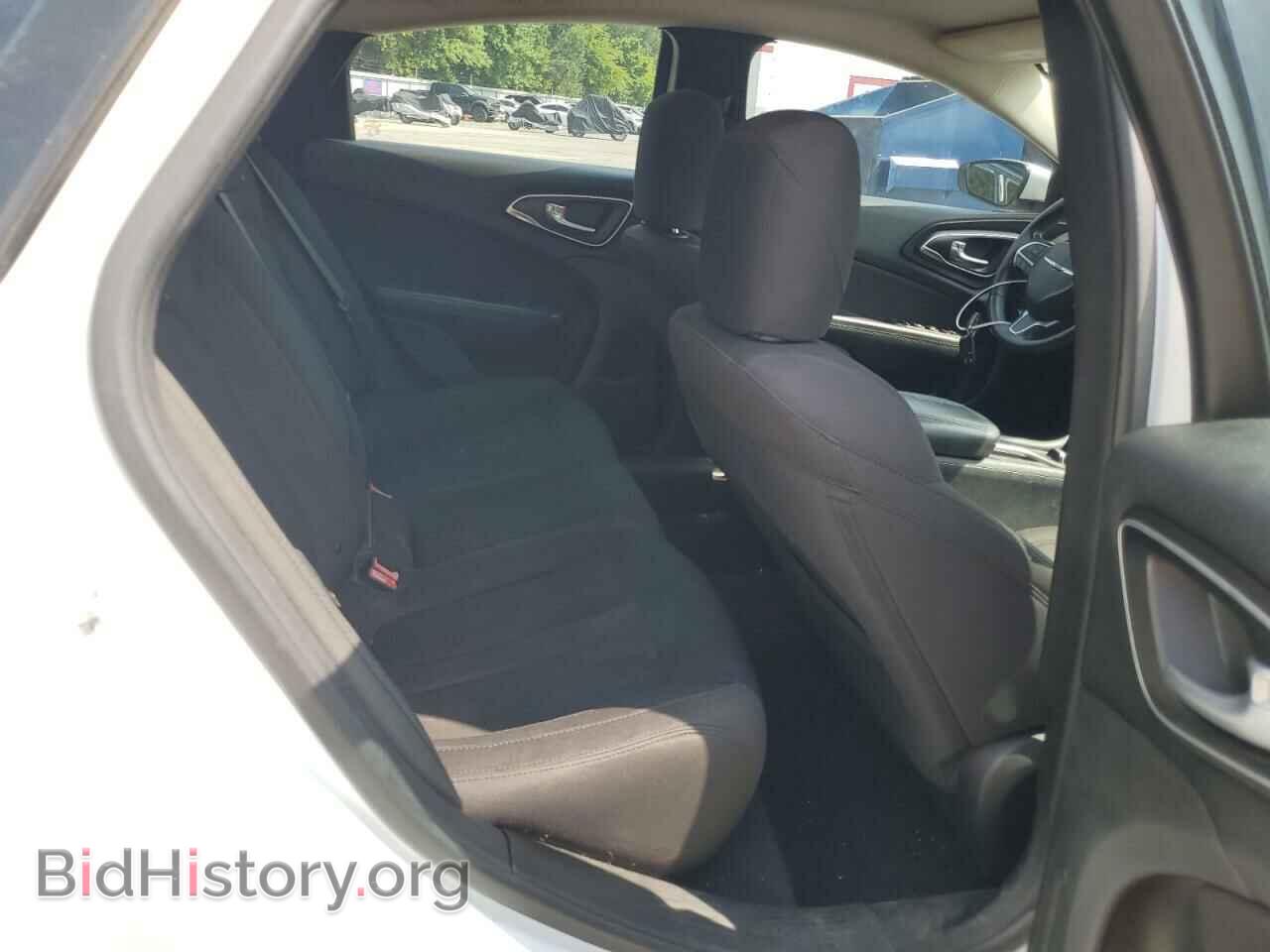 2015 CHRYSLER 200 - VIN: 1C3CCCAB3FN680059 - Фото 10
