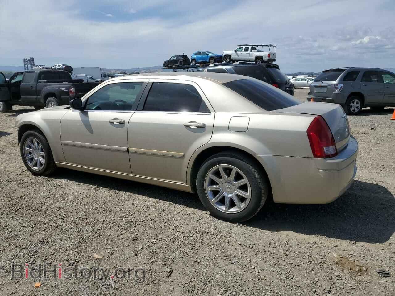 2006 CHRYSLER 300 - VIN: 2C3KA43R16H218237 - Фото 2