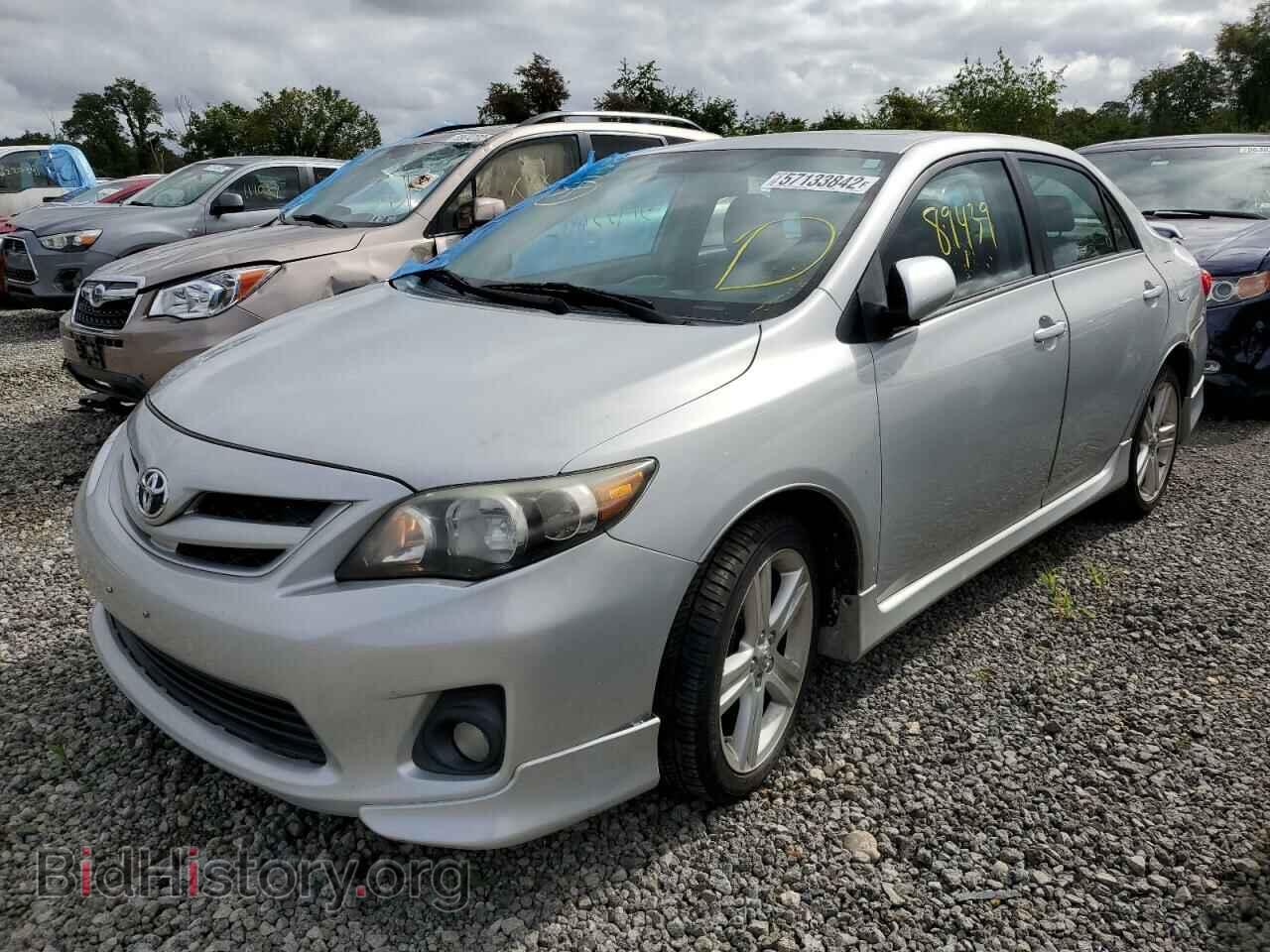 2013 TOYOTA COROLLA - VIN: 2T1BU4EE4DC953282 - Фото 2
