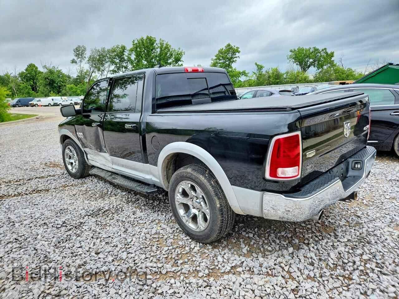 2017 RAM 1500 - VIN: 1C6RR7NM5HS875518 - Фото 2